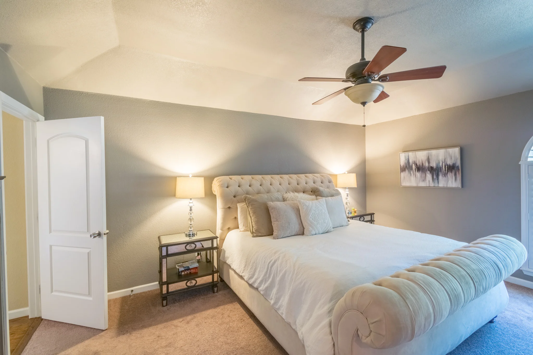 305OakValleyDr_HDR-30.jpg
