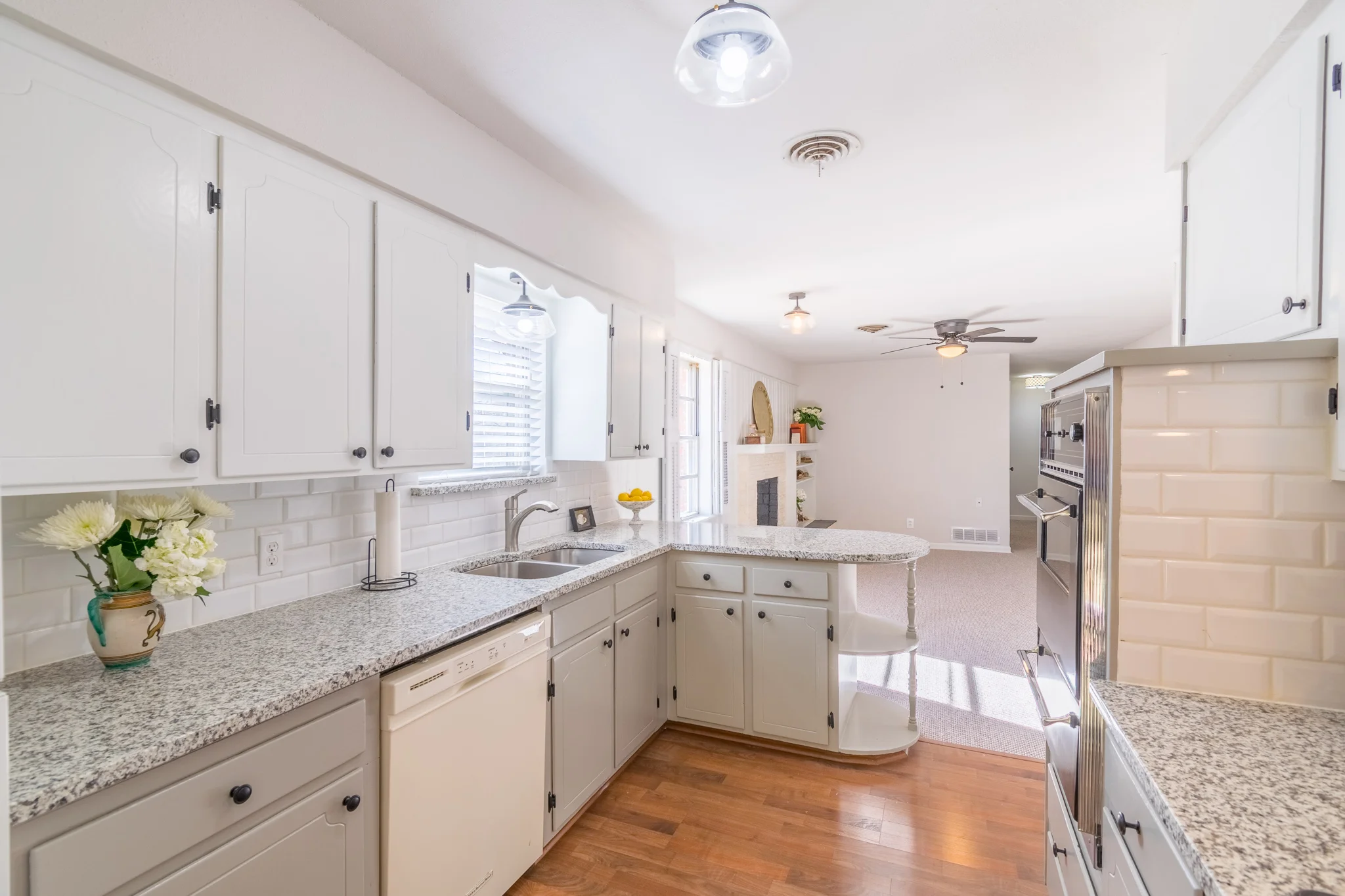 5745WimbletonWay_HDR-38.jpg