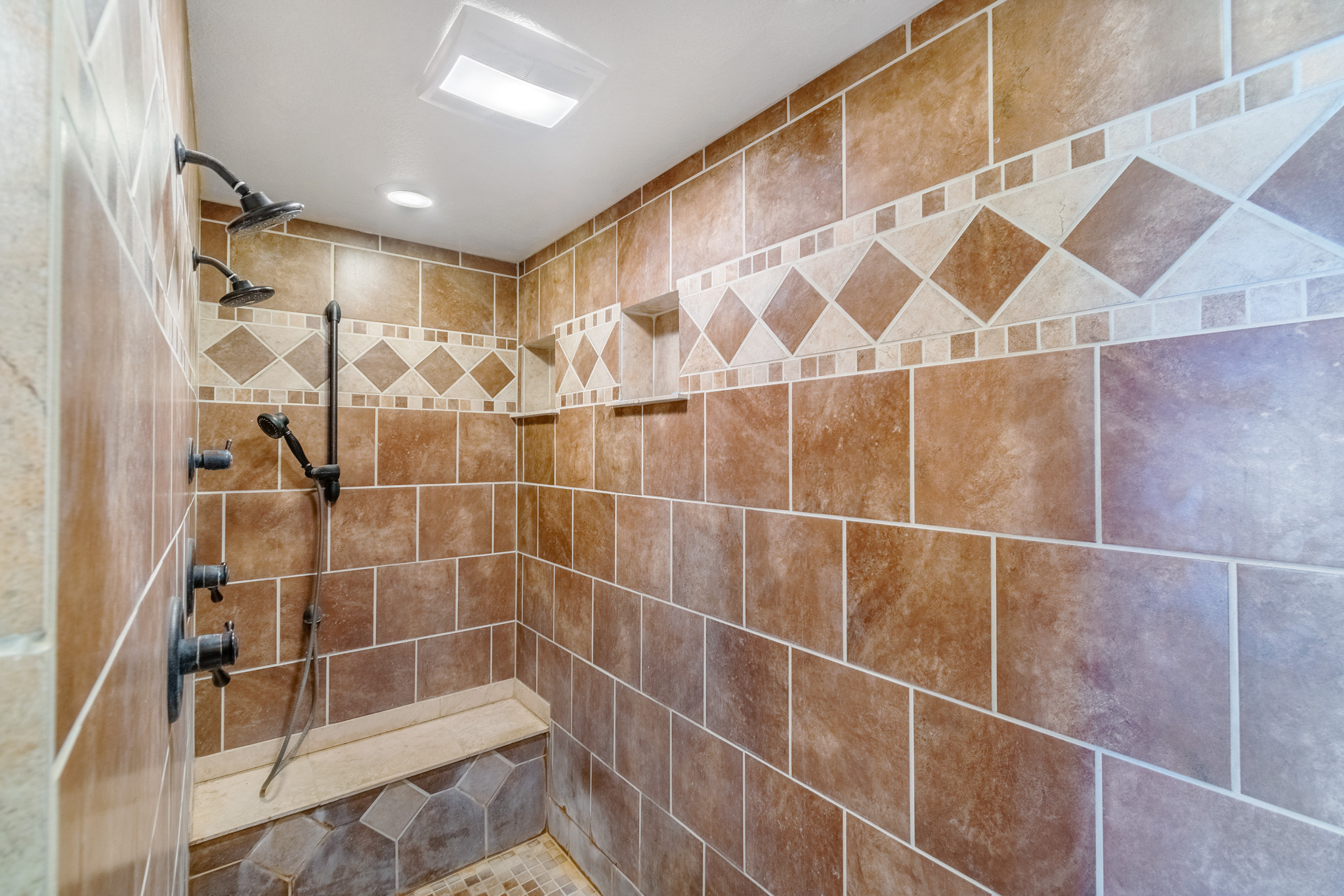 5308SunnywayDr13.jpg