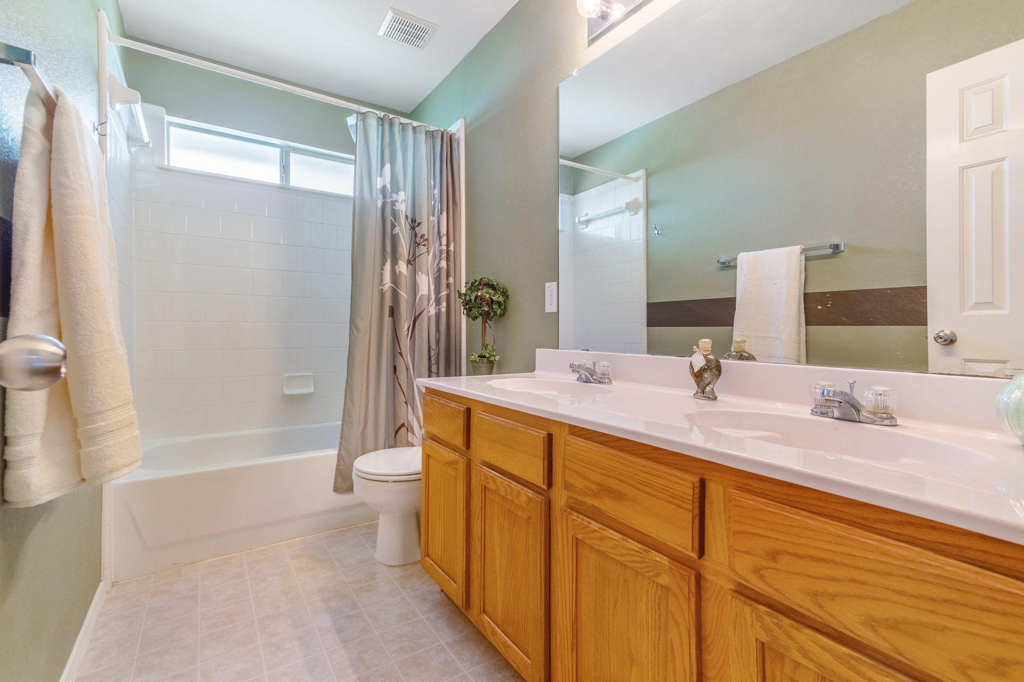 5308SunnywayDr18.jpg