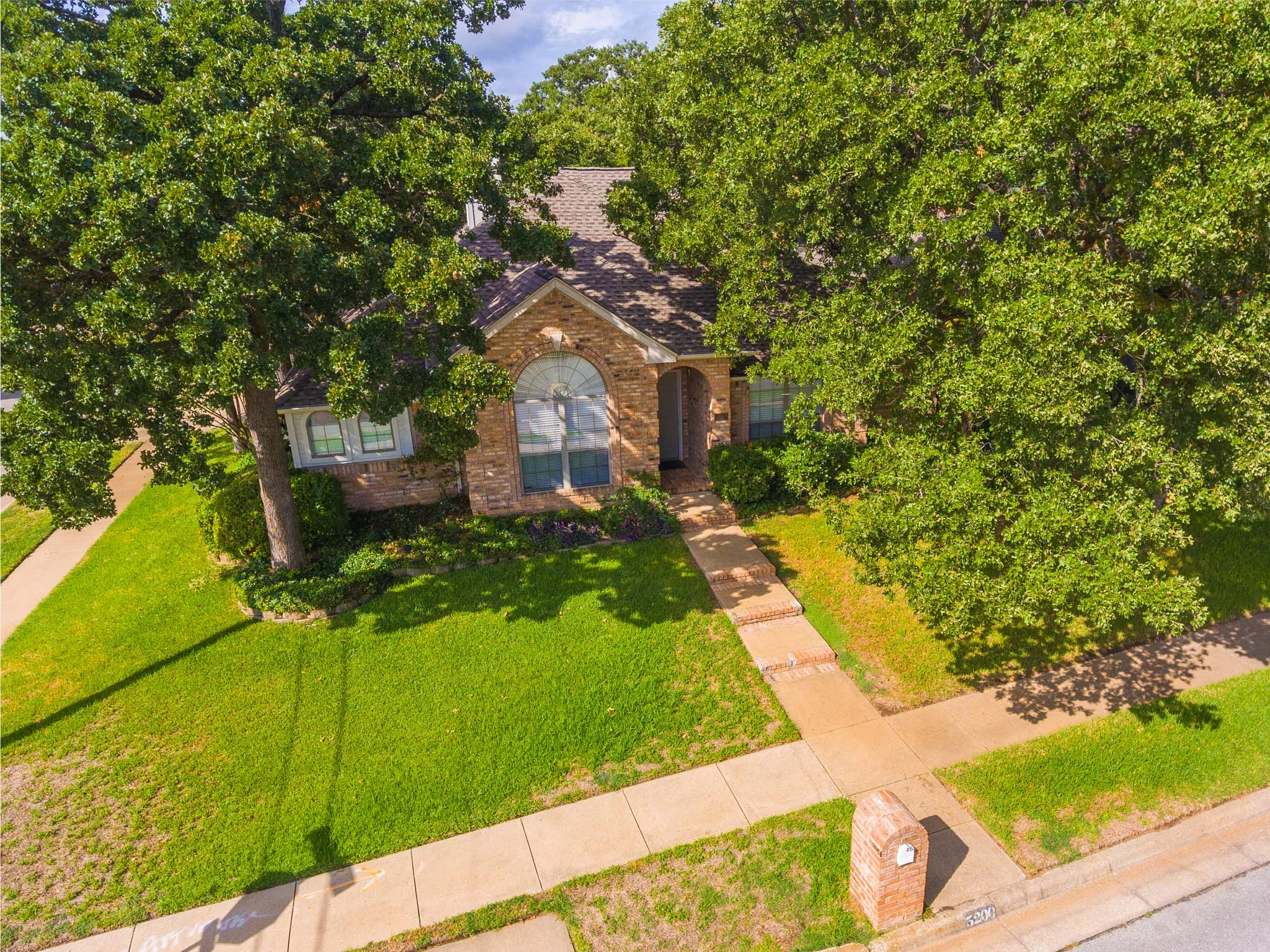 5200BradleyLn_Aerial_HDR-2.jpg