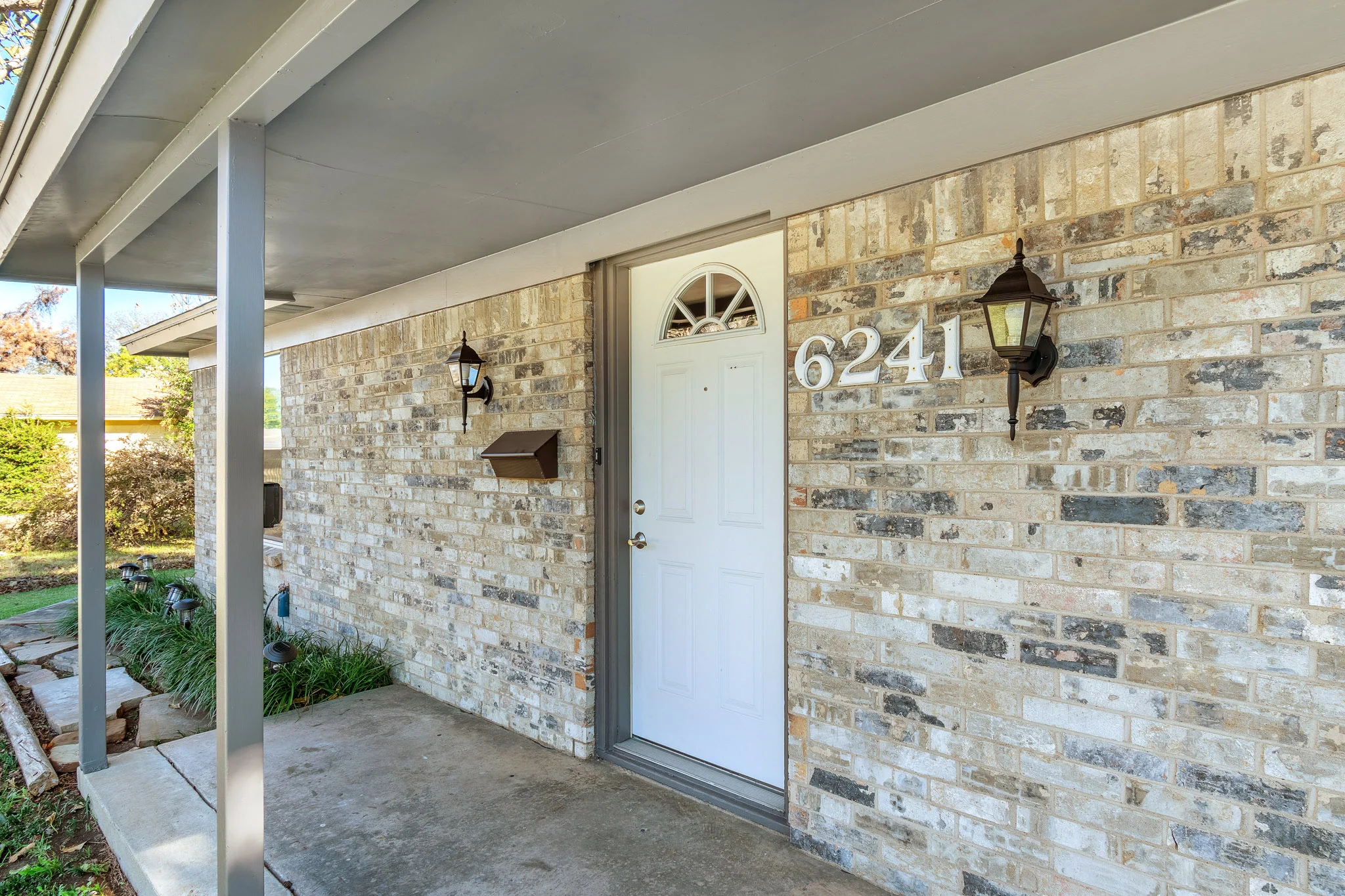 6241 Wheaton 3.jpg