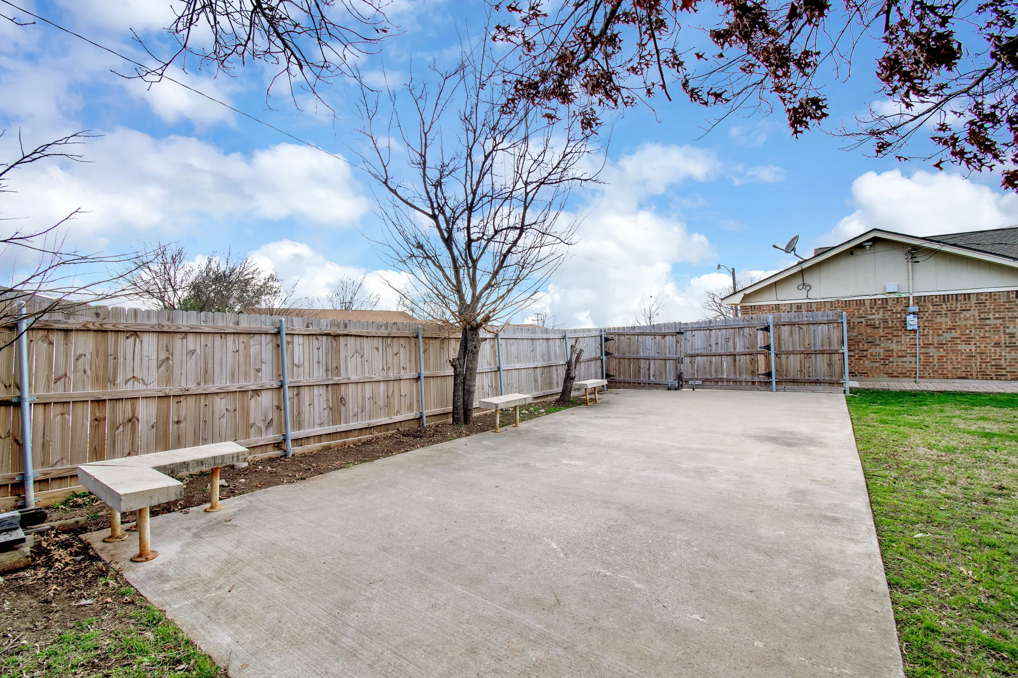 5348 Weddington 20.jpg