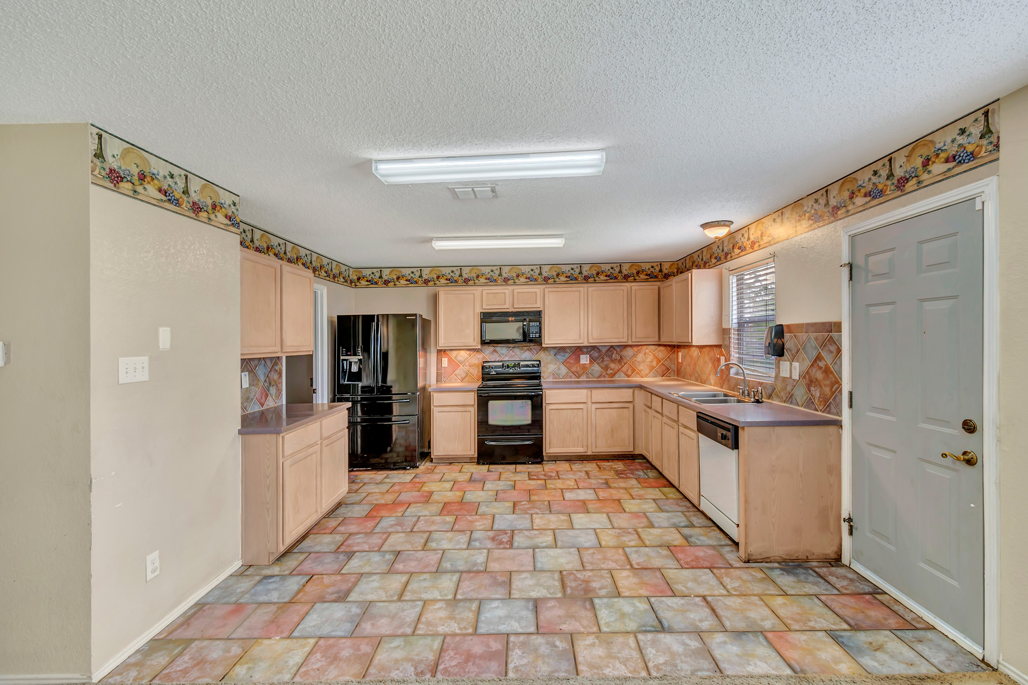 8733 Stonebriar 7.jpg