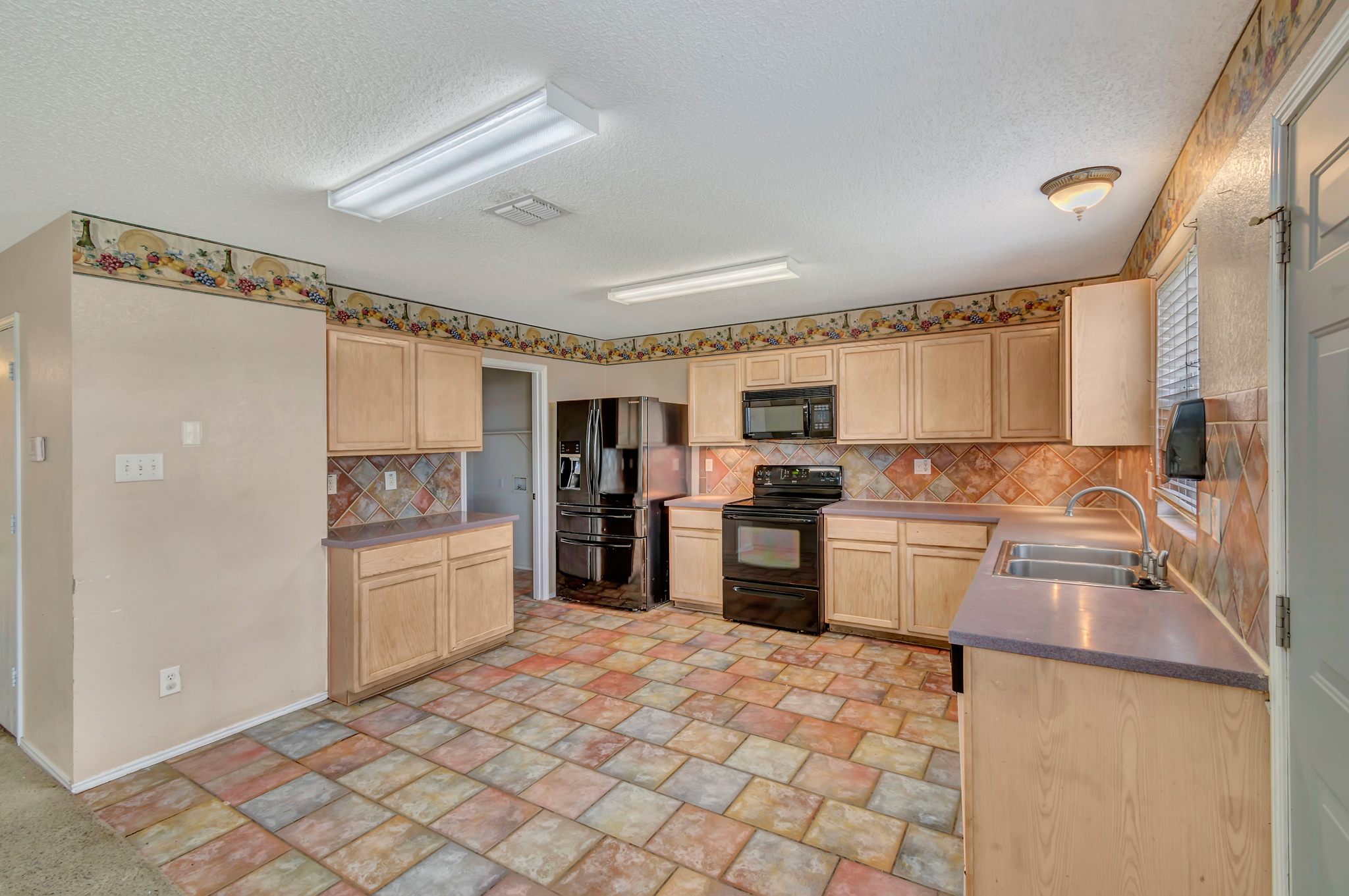 8733 Stonebriar 8.jpg