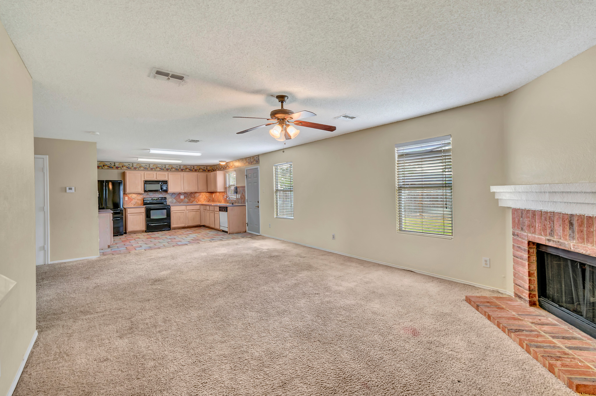 8733 Stonebriar 11.jpg