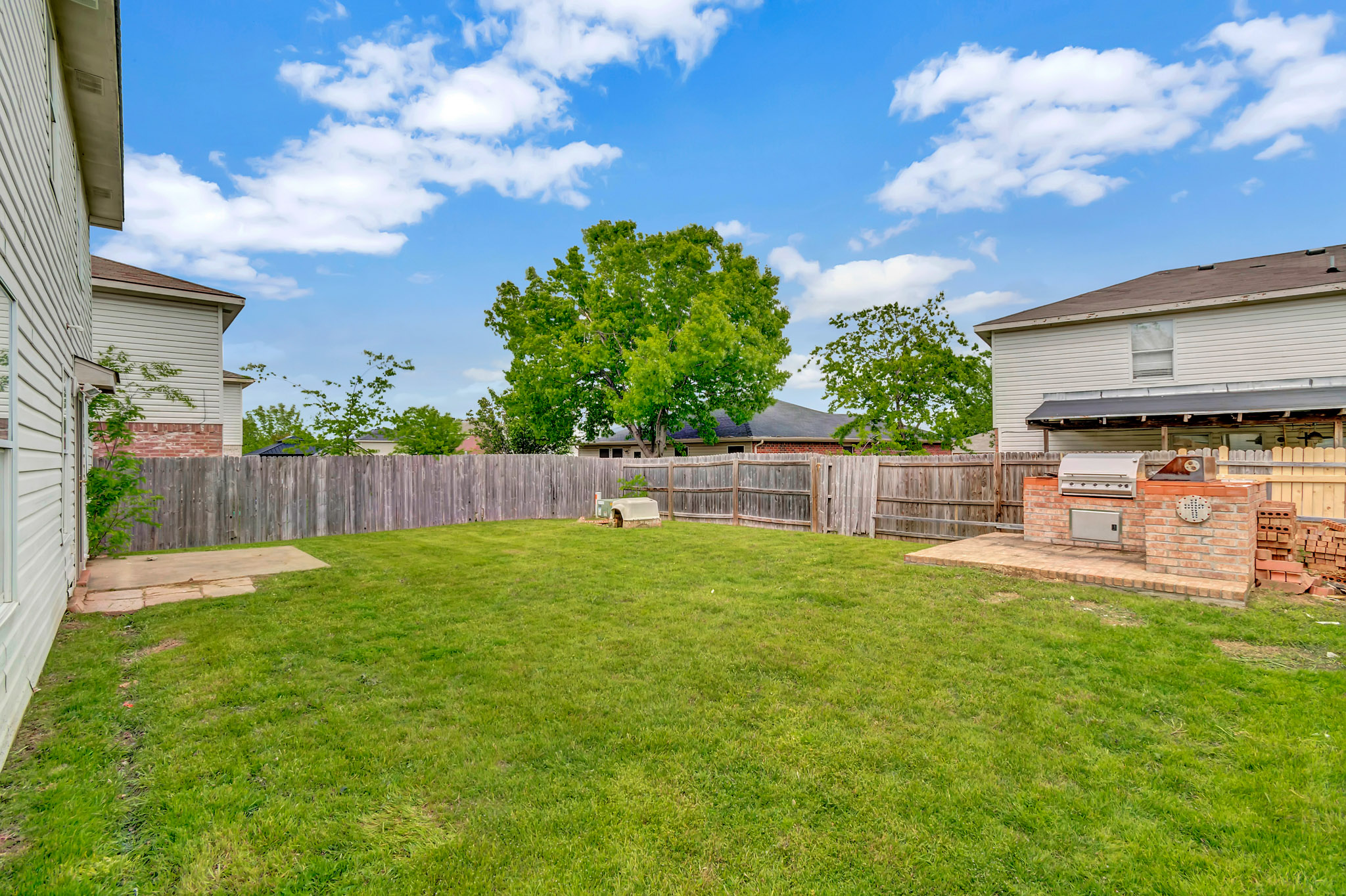 8733 Stonebriar 18.jpg
