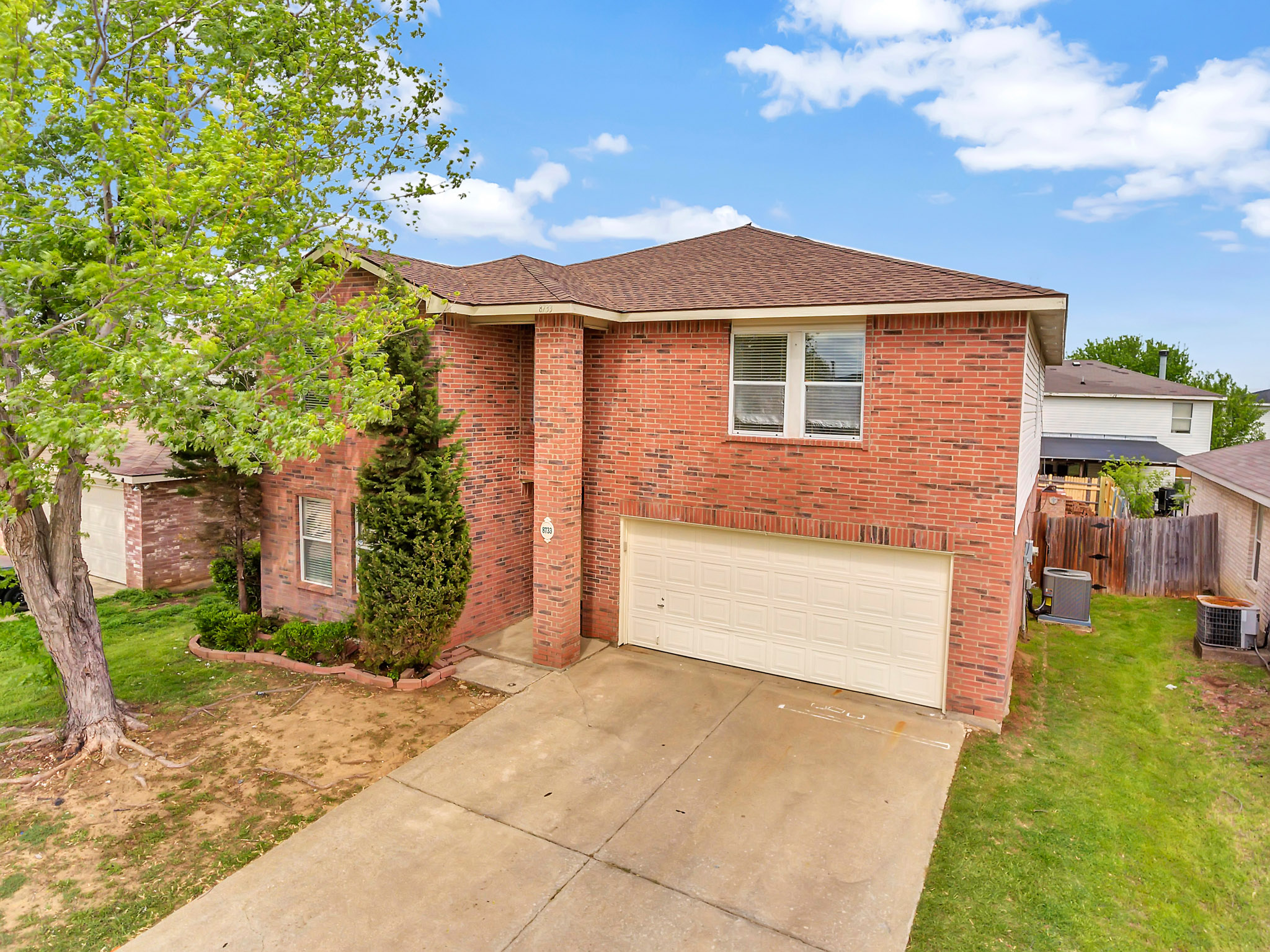 8733 Stonebriar 22.jpg
