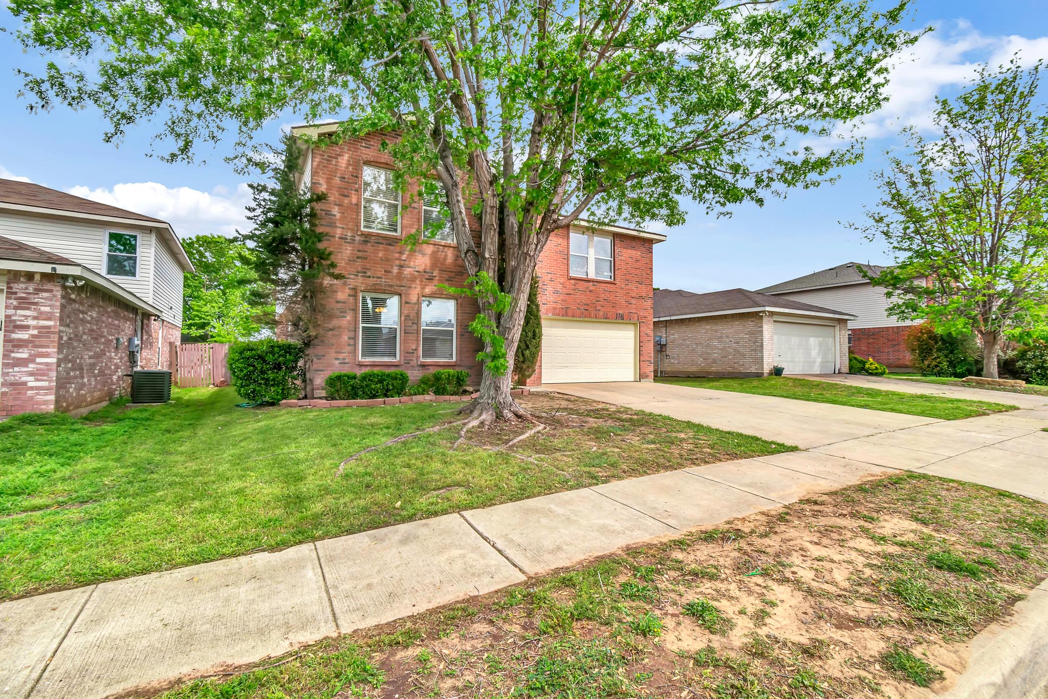 8733 Stonebriar 23.jpg
