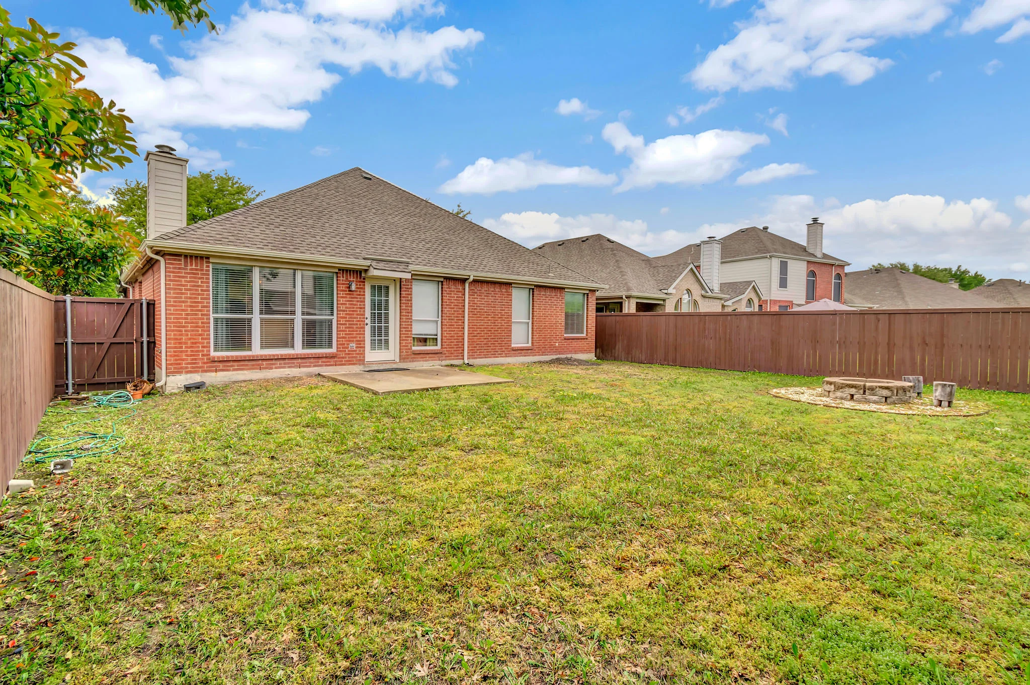2309AberdeenAve_HDR-32.jpg