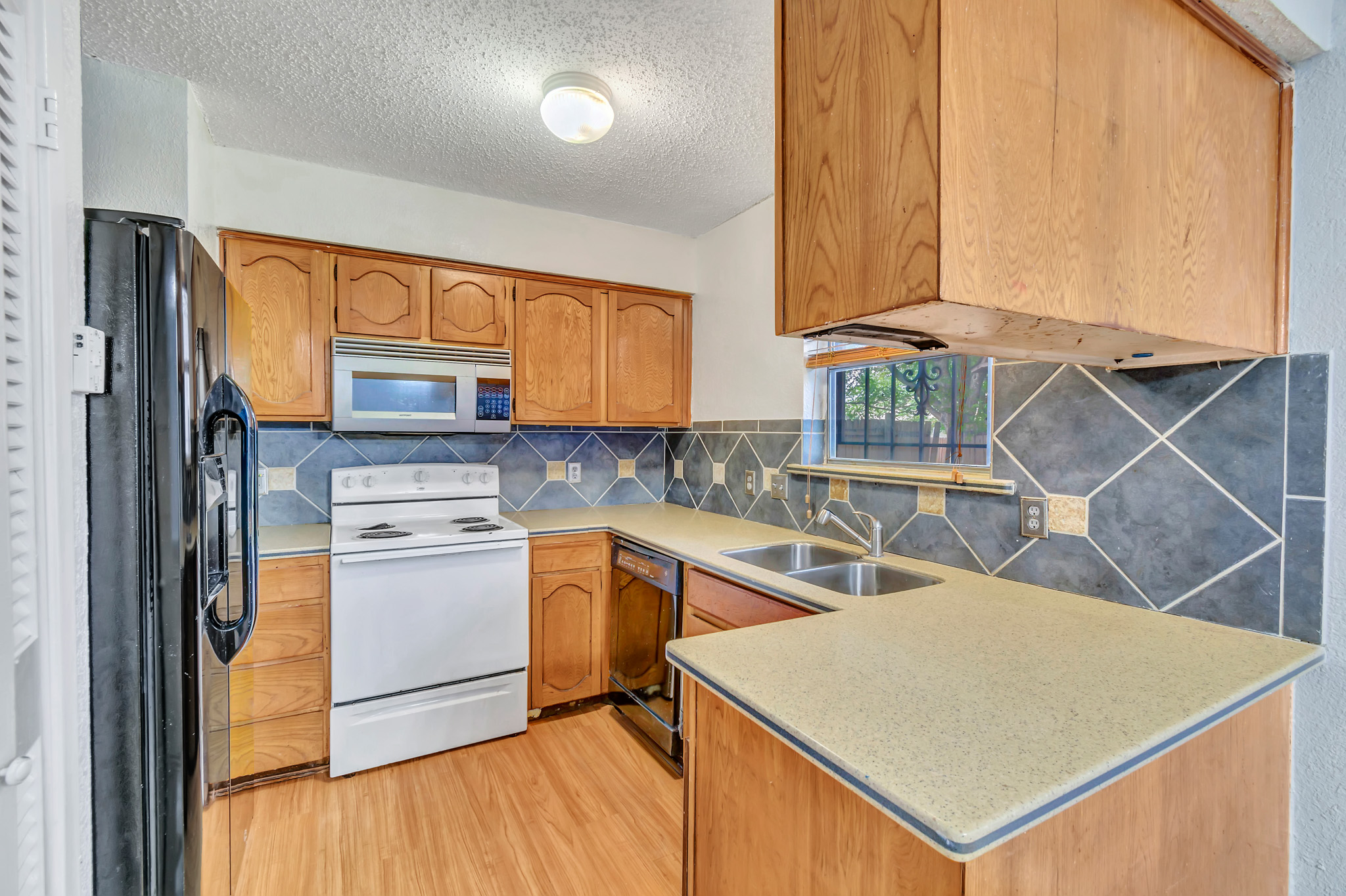 2809 Eddie Pl 7.jpg