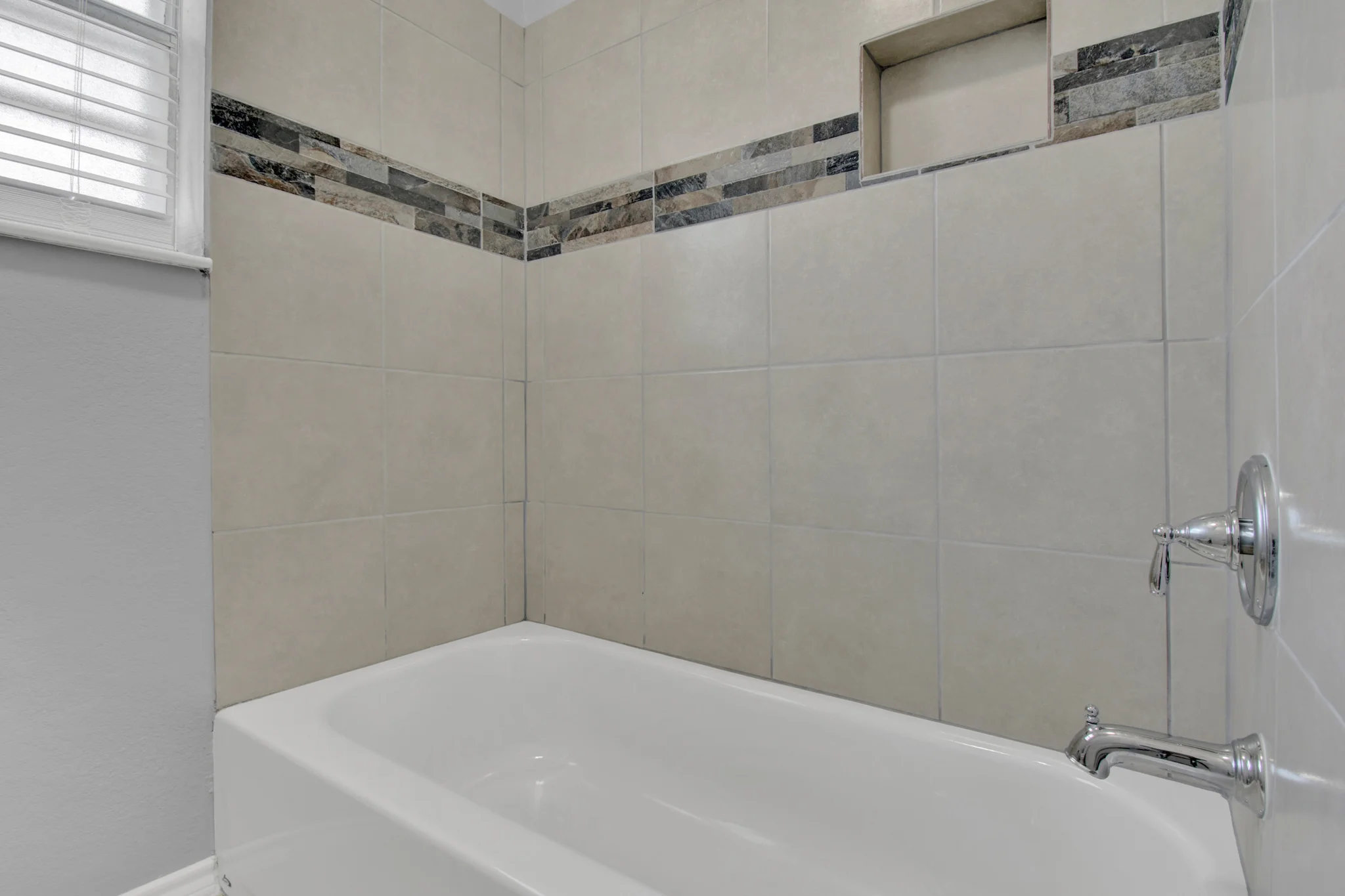 104 NW SuzanneTerrace 19.jpg