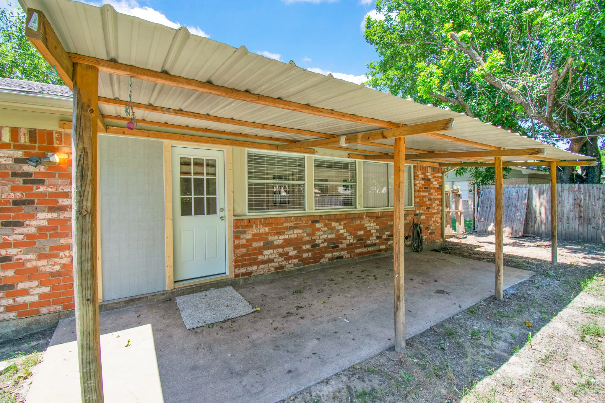104 NW SuzanneTerrace 21.jpg