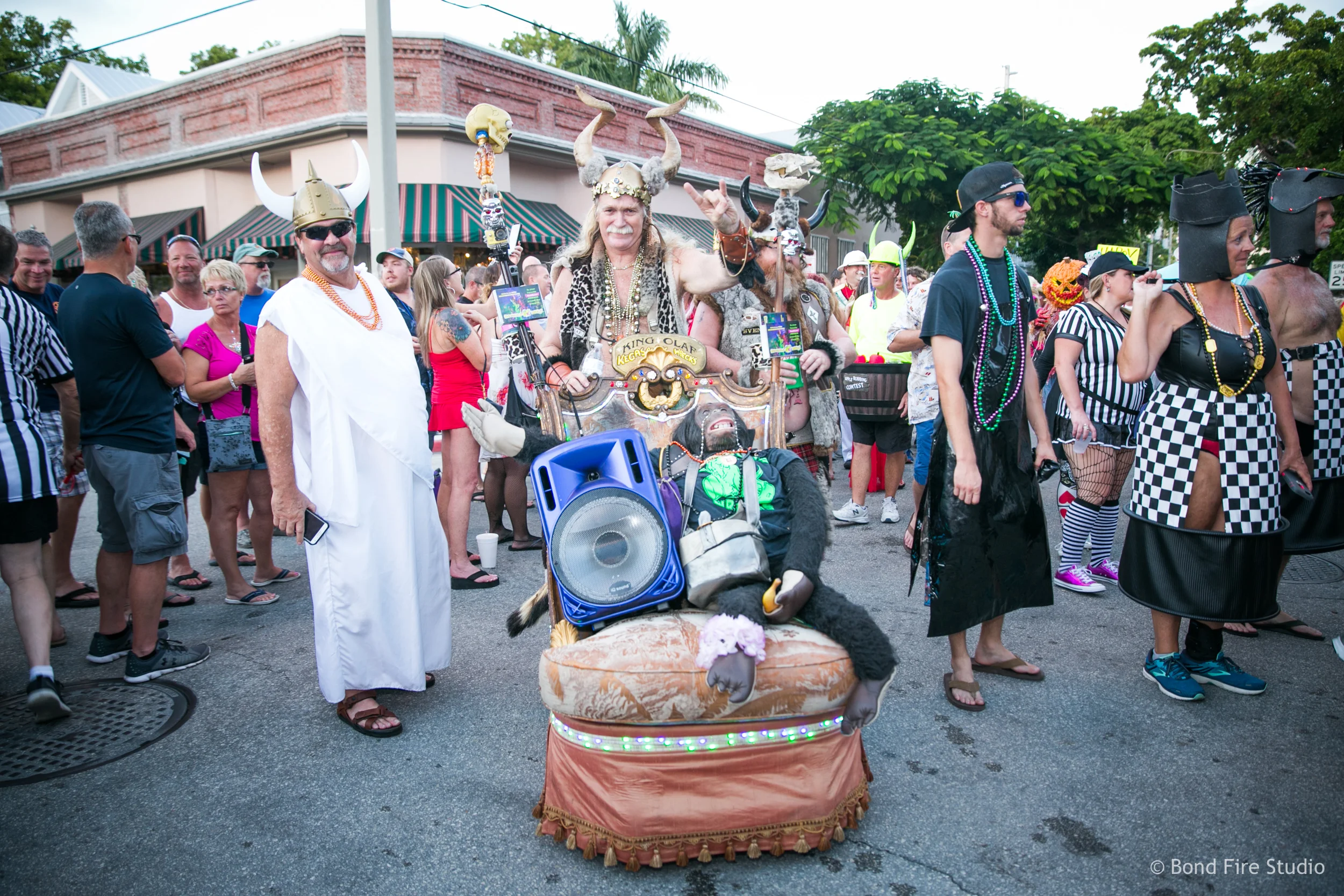 MasqueradeMarch_181026-047_4129_BondFireStudio.jpg