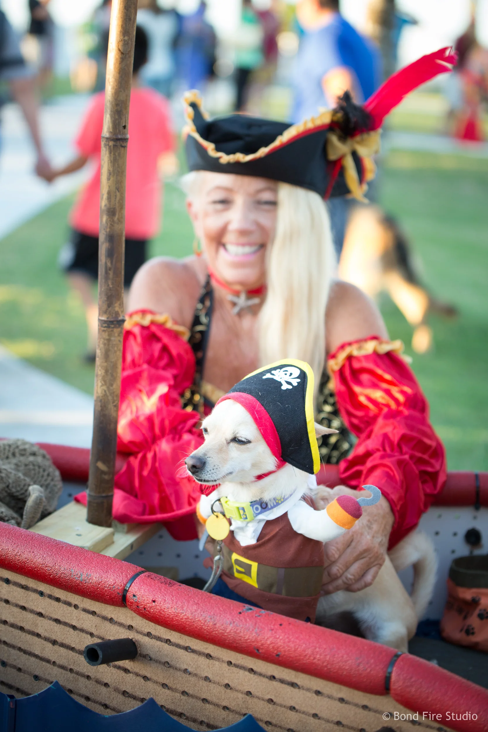 PetMasquerade_181024-012_5869_BondFireStudio.jpg