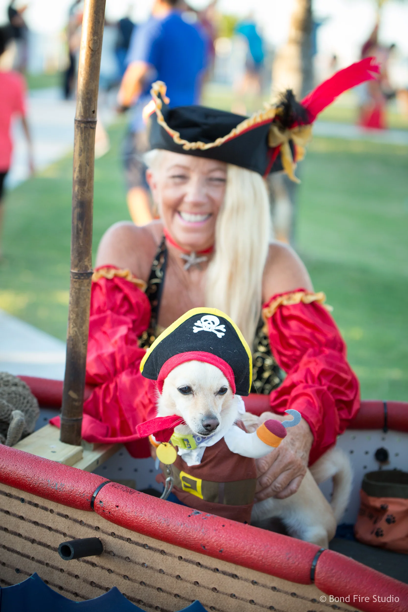 PetMasquerade_181024-013_5871_BondFireStudio.jpg