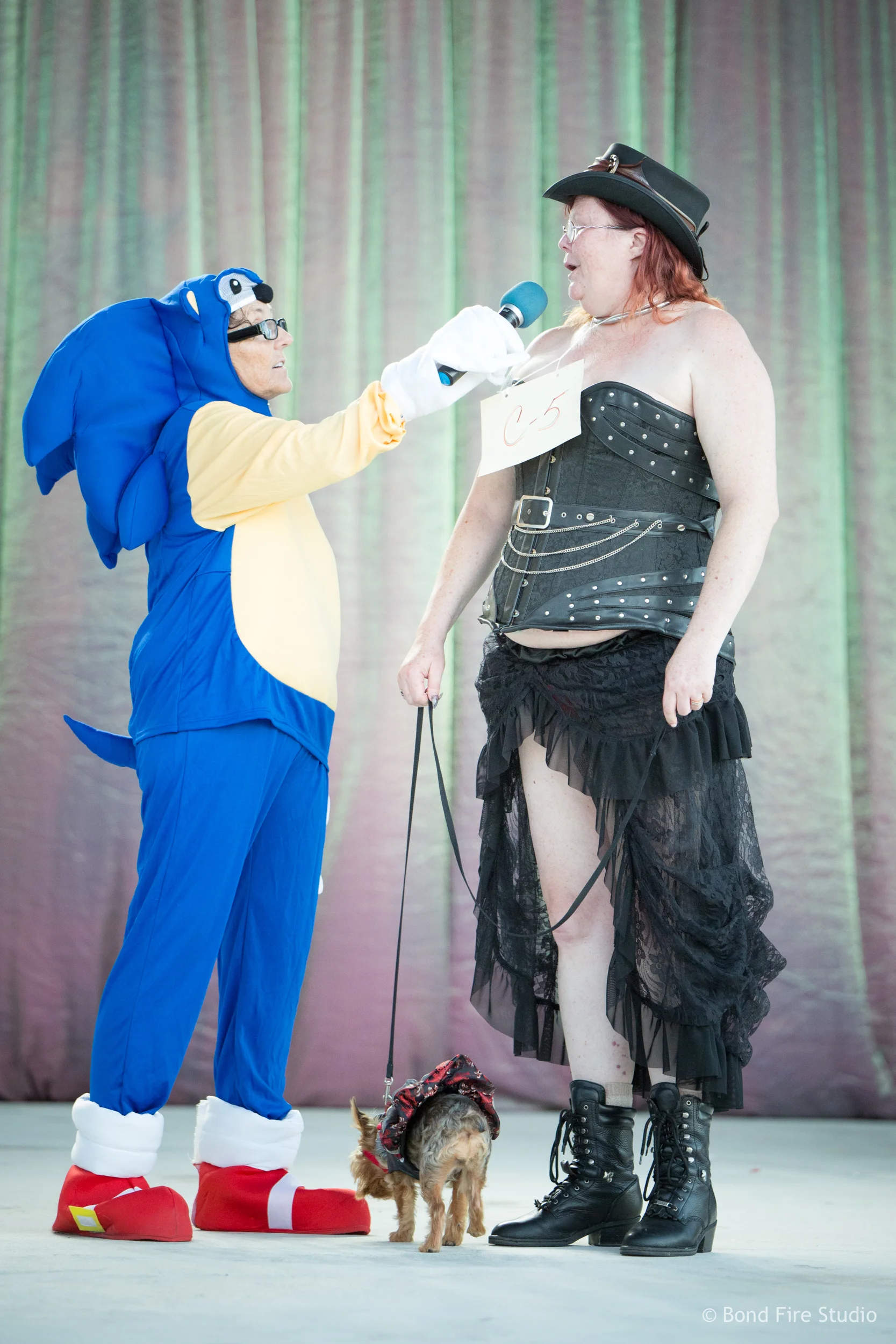 PetMasquerade_181024-073_5979_BondFireStudio.jpg