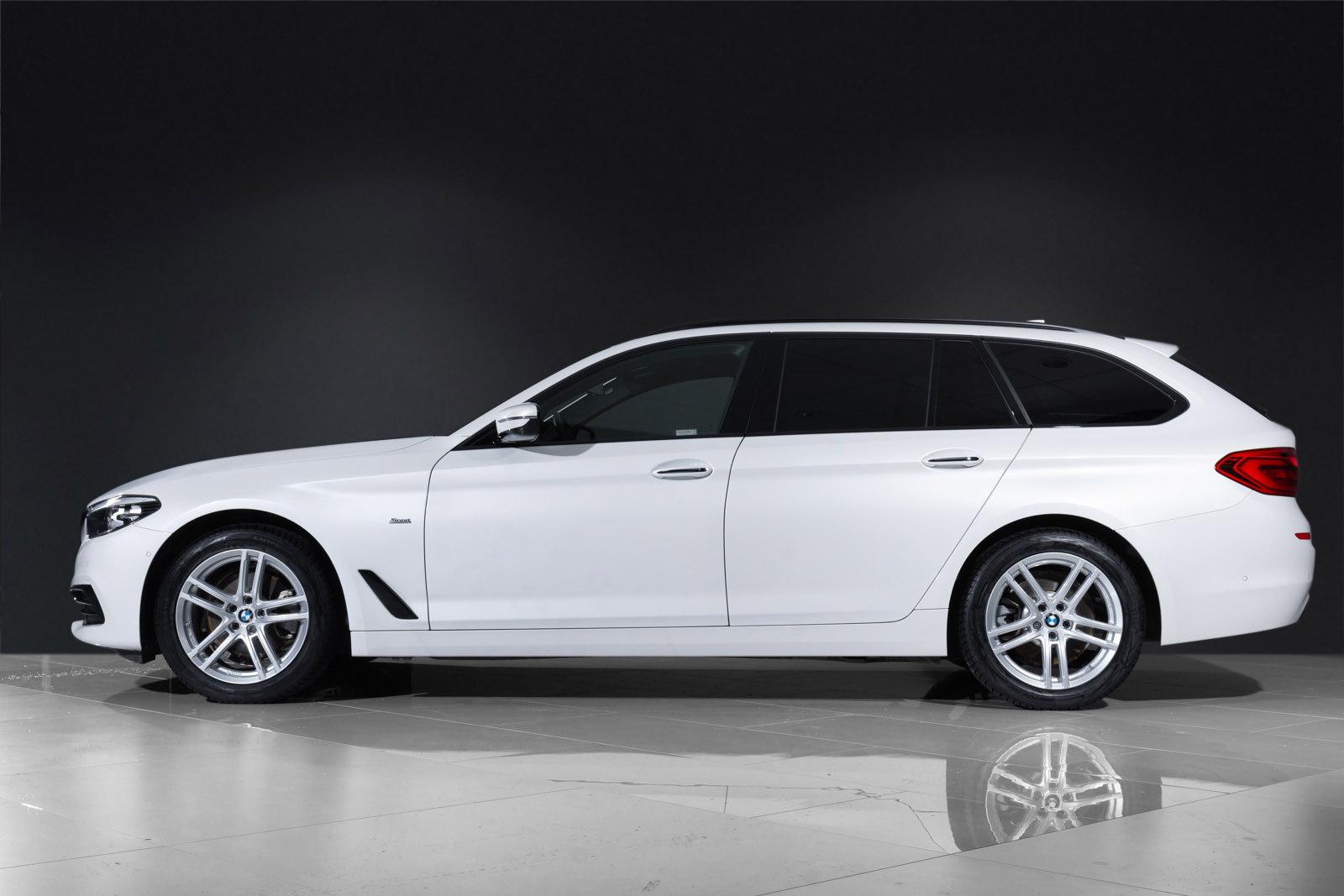 BMW_07.jpg