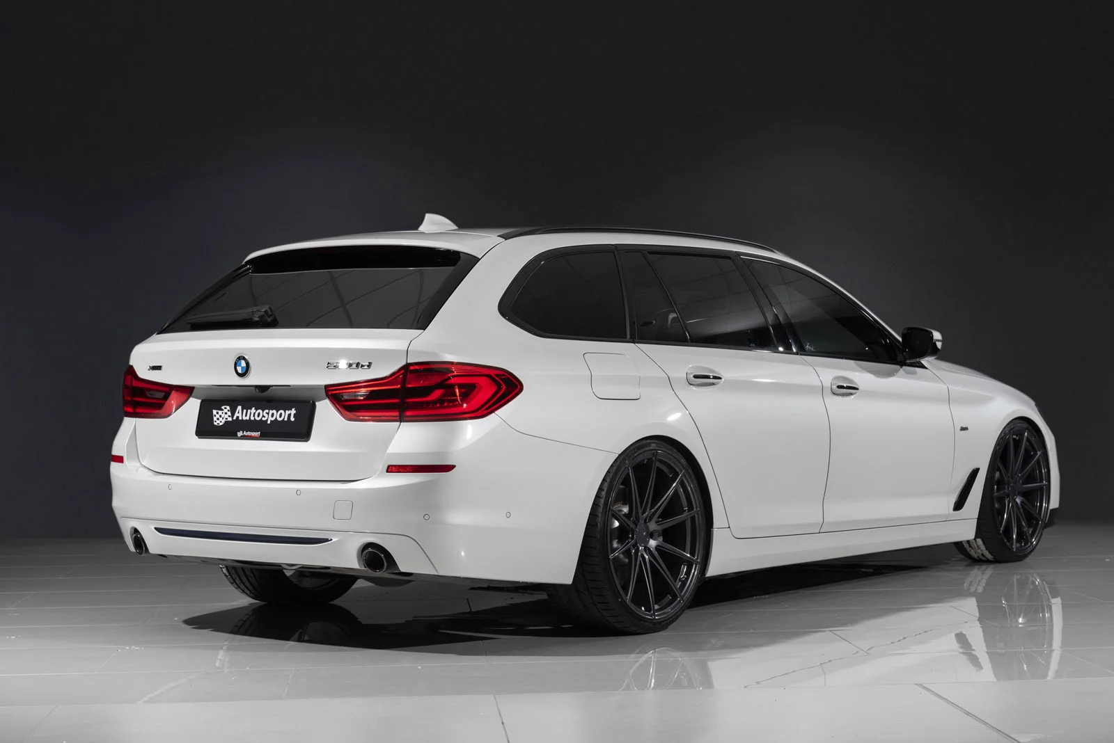 BMW_520d_9.jpg