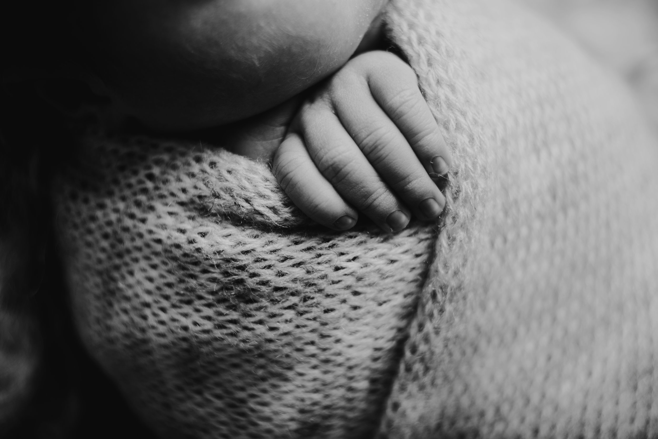 Look at those little fingers <3