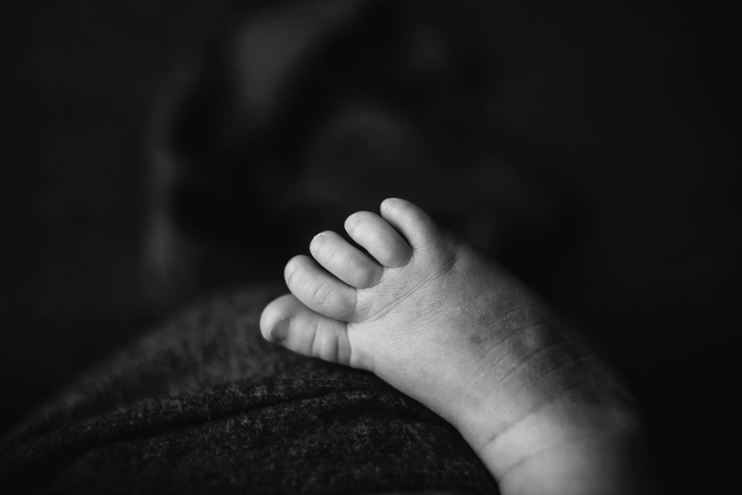 YOU HAVE TO LOVE BABY TOES. <3