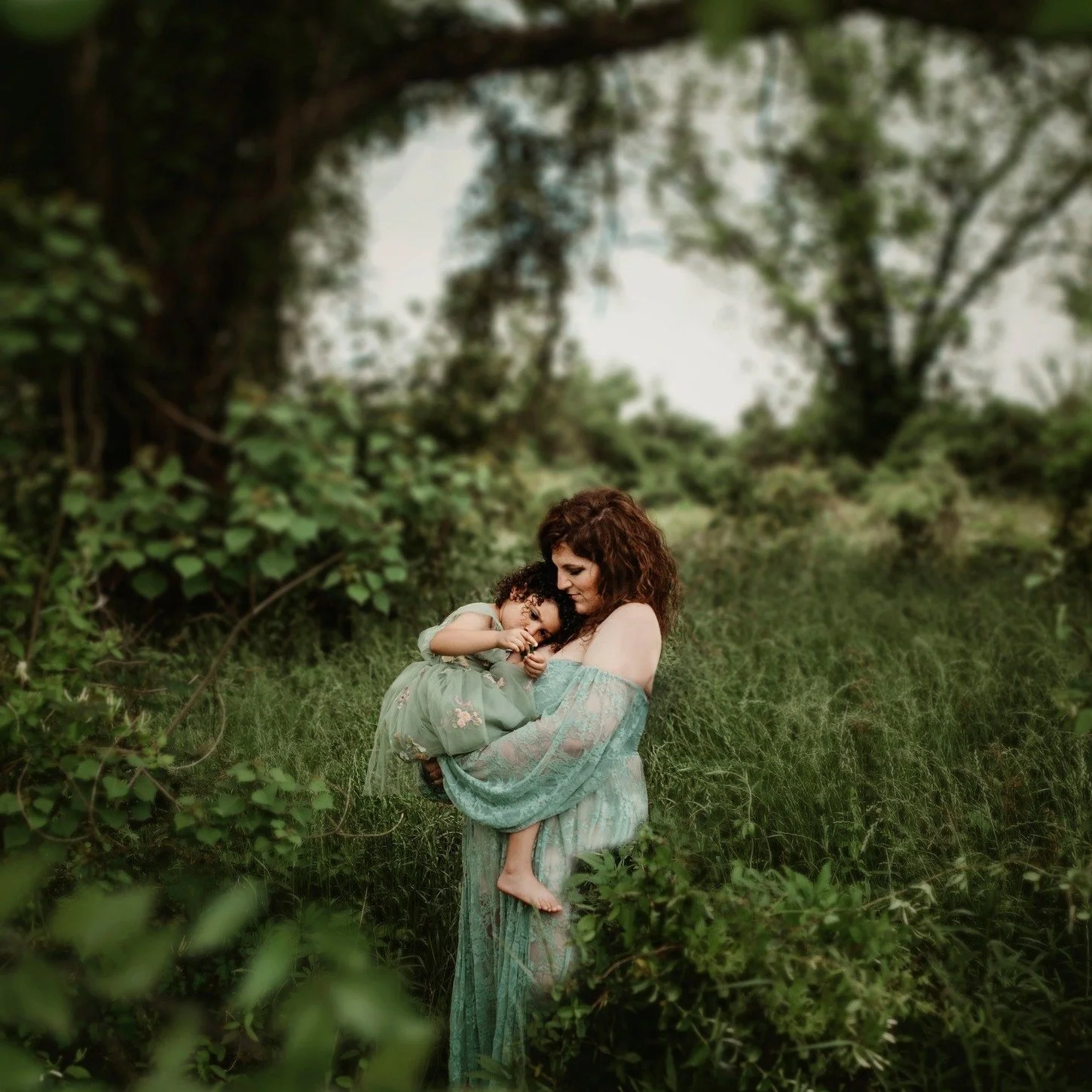 I just wanted to mention Spring sessions. They are March 28th and April 4th. 

Email me if you are interested. If you are a returning client, ask me about your discount. 🥹
www.kristinabanksphotography.org