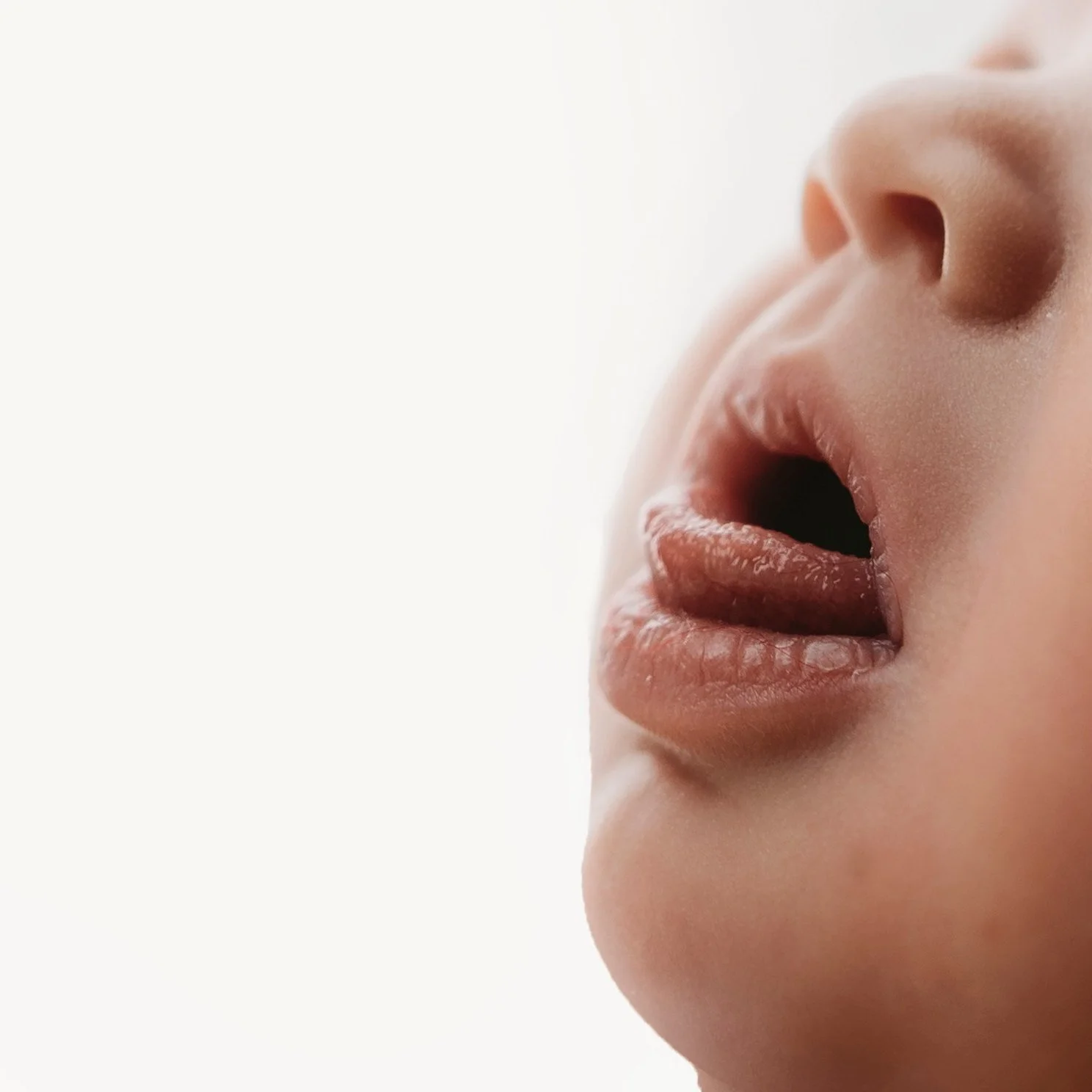 These have to be my favorite detail shots. You don't even need a macro lens. You can easily use your 35. 

www.kristinabanksphotography.org