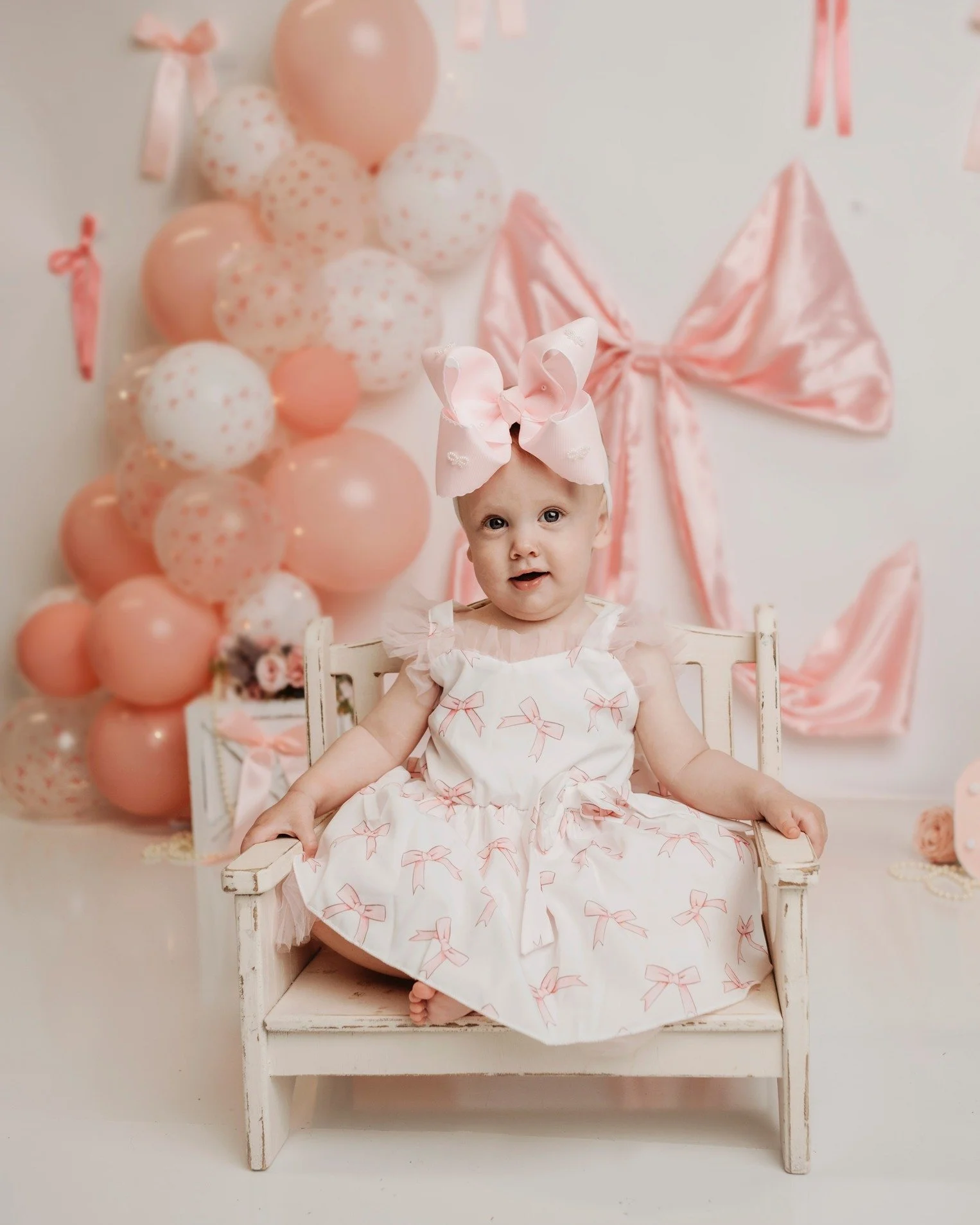 No one:

Mothers in the south: The bigger the bow, the better. 😆