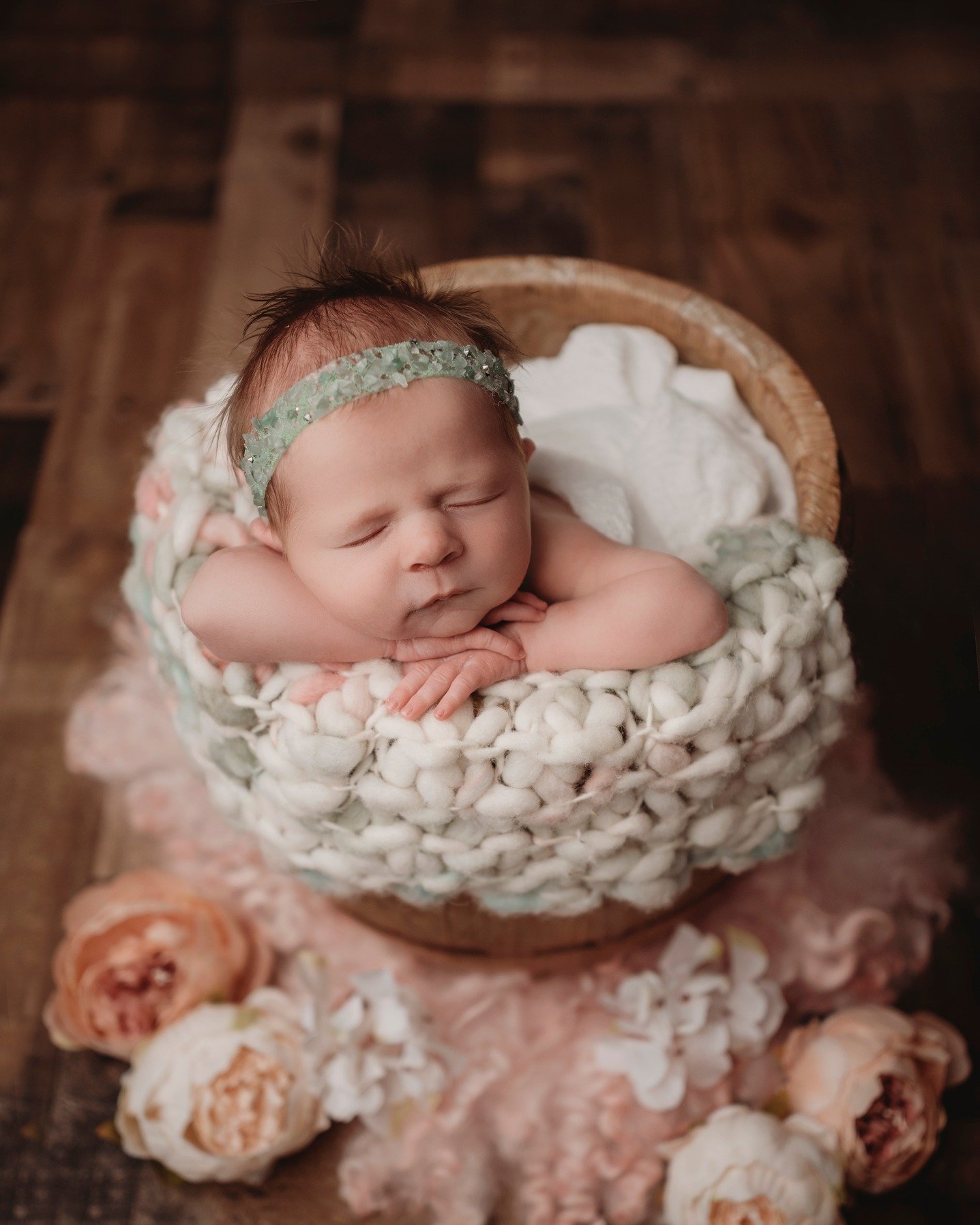 Spring means florals. 😍

www.kristinabanksphotography.org