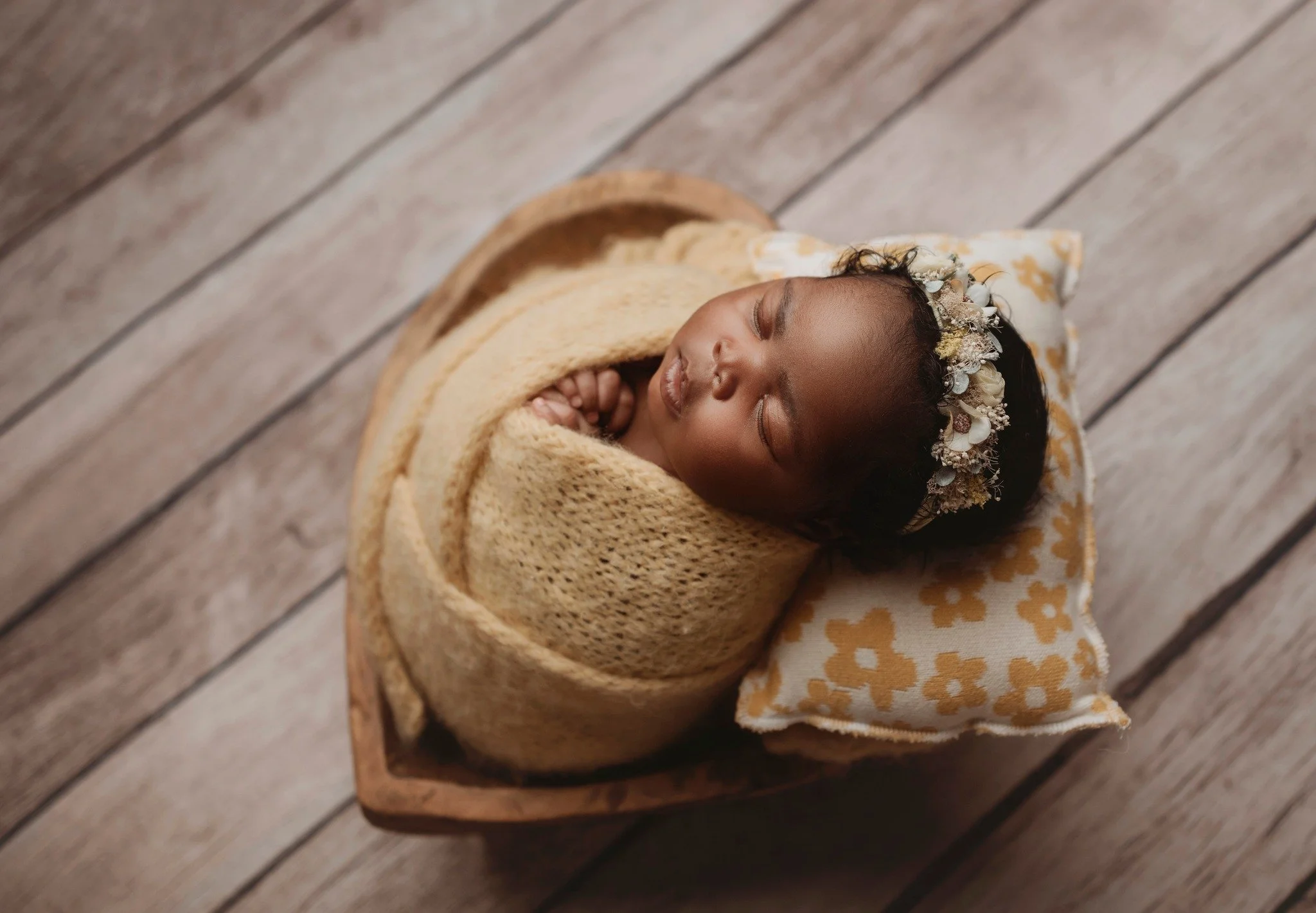 I just wanted to mention we are booking into FALL. I know I can't believe it. I am truly blessed. If you are due June-August, it's time to schedule your maternity session. Let's chat about your maternity and newborn packages. 

www.kristinabanksphoto