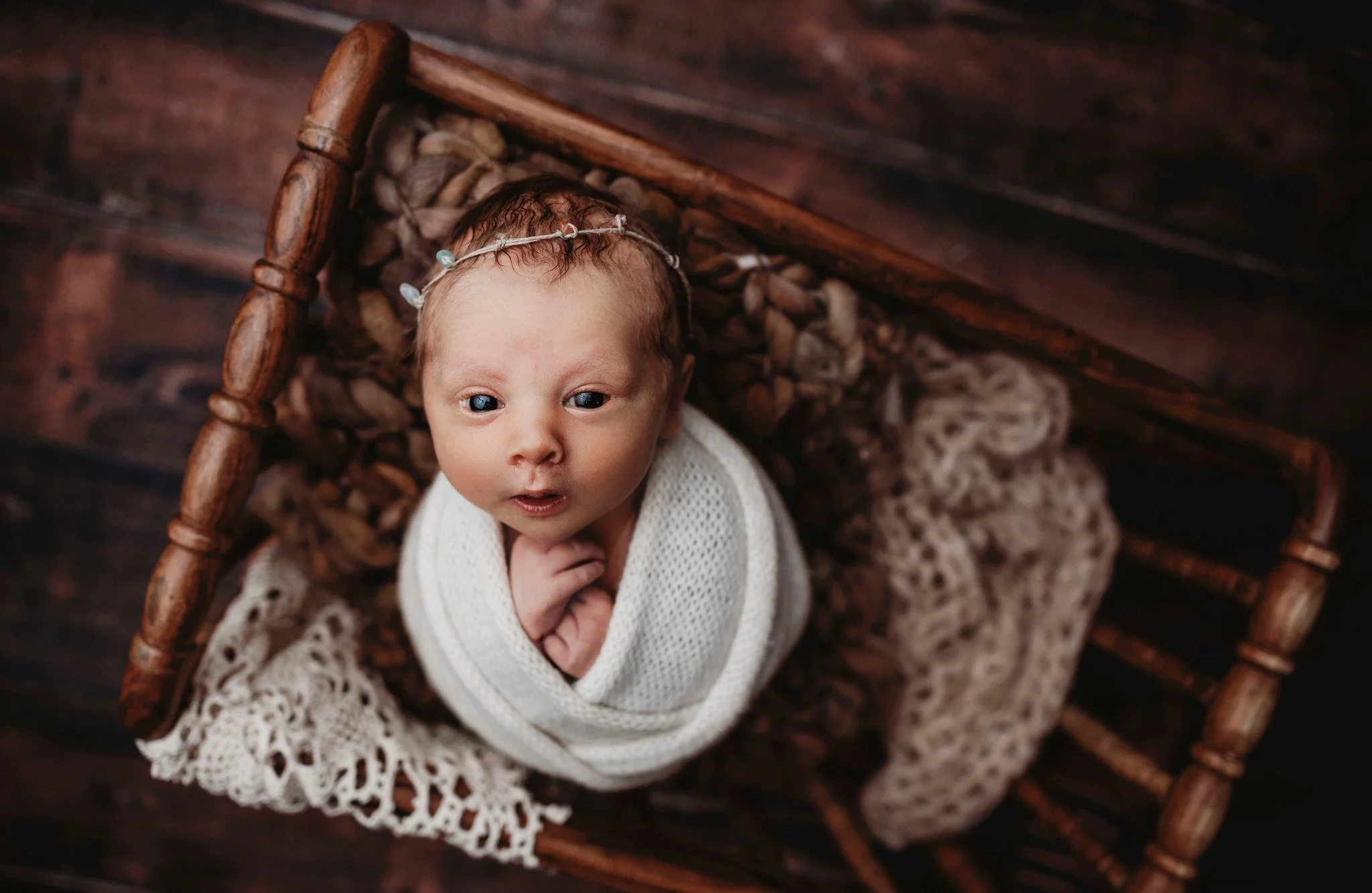 I just love awake shots. I always pretend I am baby and say, "OH wow who are you?" They have the funniest facial expressions. I wonder what they are thinking.. "How did I even get here?" 😆

www.kristinabanksphotography.org
