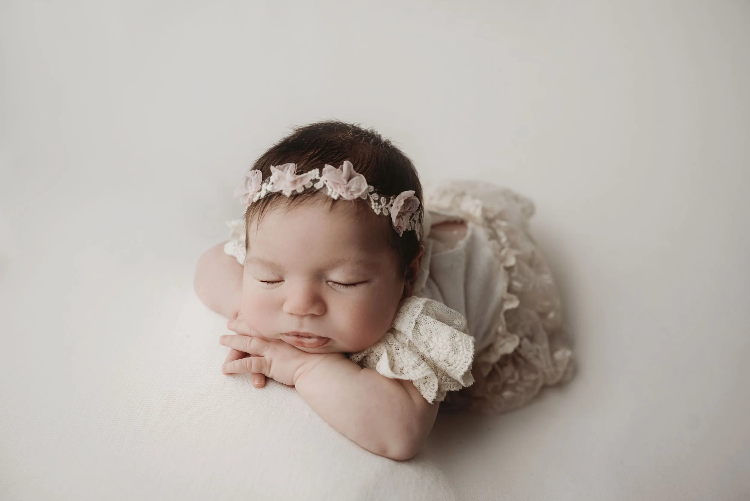 Shreveport, Louisiana Newborn Photographer | Schedule Your Newborn Session