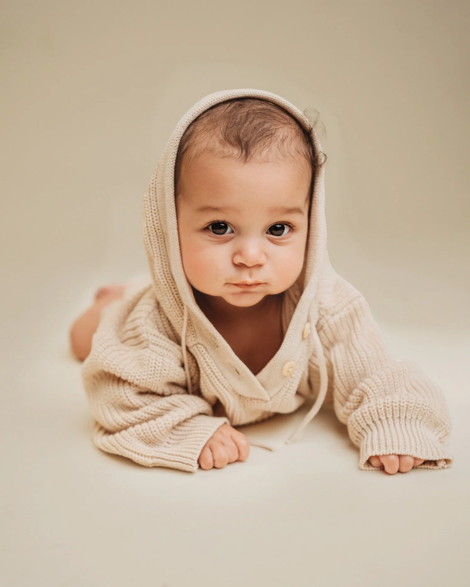 HIS  LITTLE CURLS STOP! 😍

He has gotten so big but still so small. I could have took them home but then that would have been awkward so let me not do that. 😆

www.kristinabanksphotography.org
