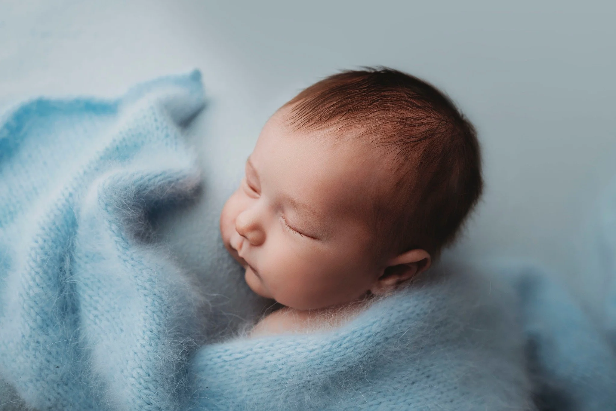 We don't have any weekend dates until the middle of August. I wanted to remind everyone that newborn sessions take place on the weekdays. Maternity can take place weekends depending on availability. Weekends book months in advance. It's honestly neve