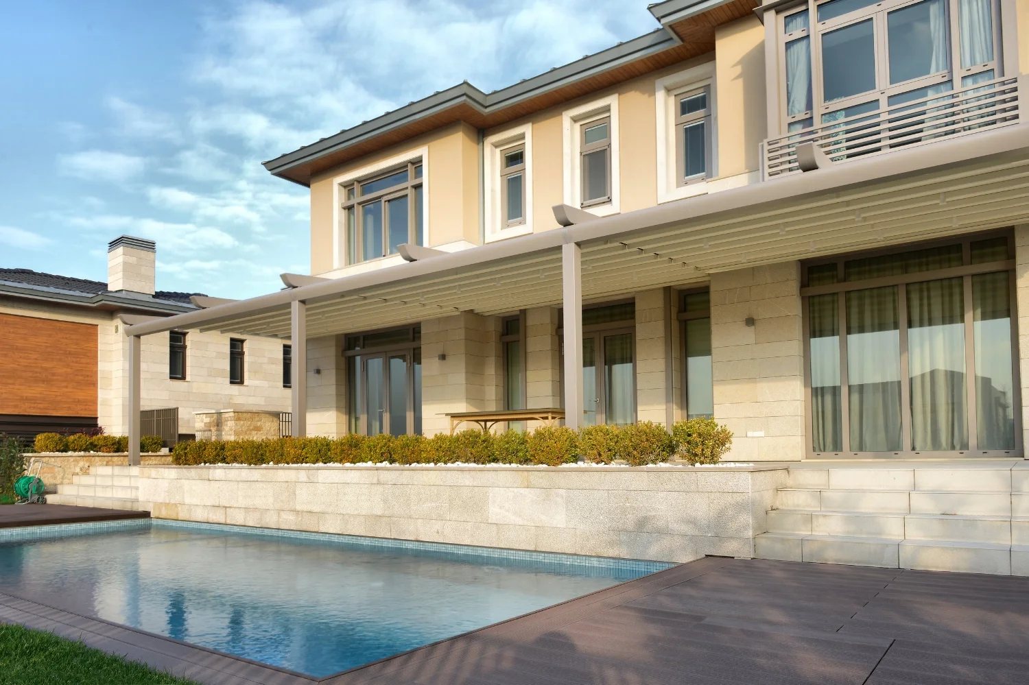 pergola_roof_house_frontview.jpg