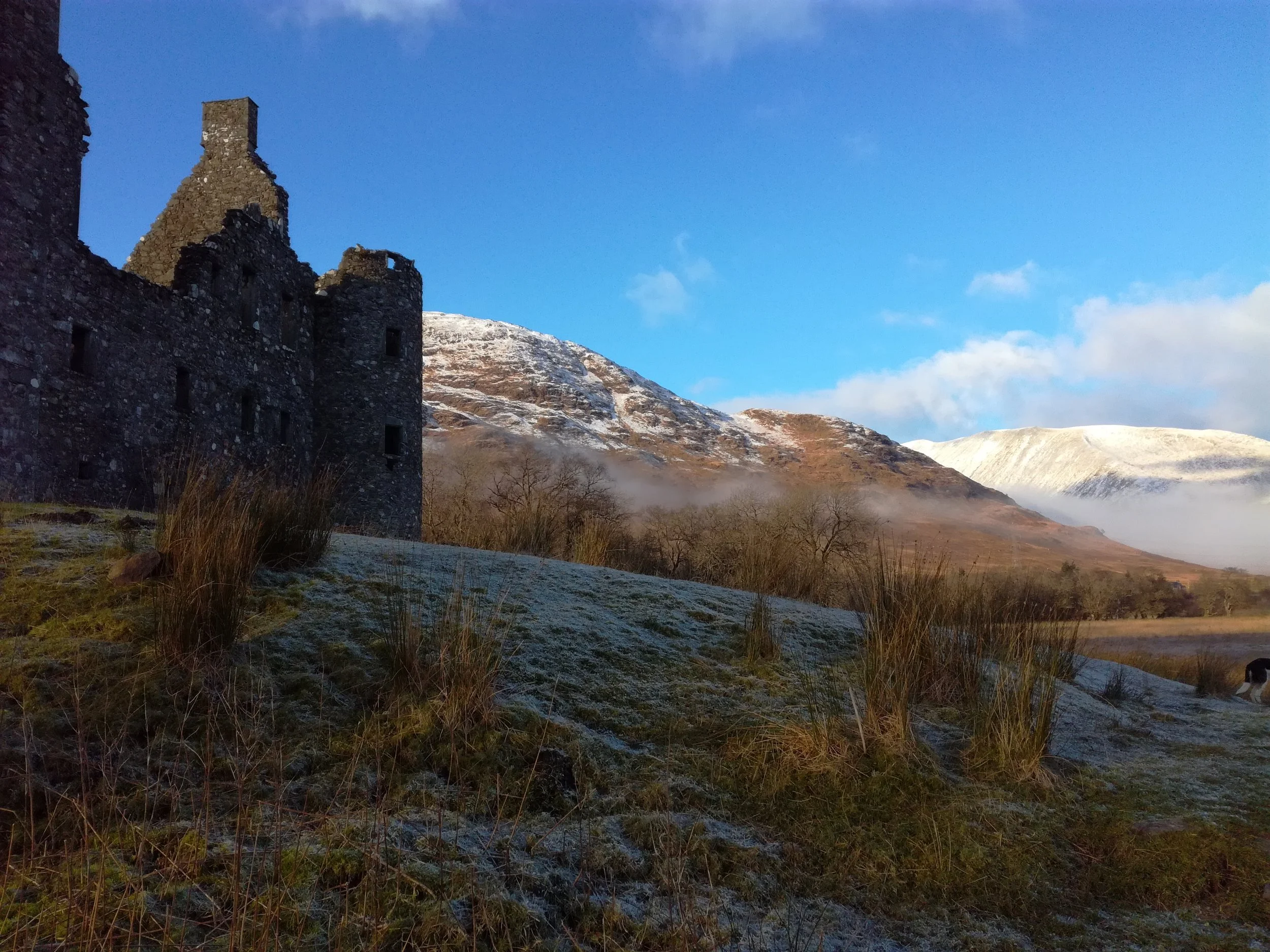Kilhurn Castle - Tour & Walk in small groups - Roaming Scotland..jpg