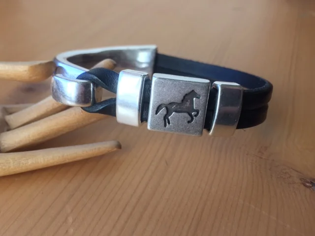 Bracelet.JPG