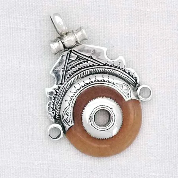 Small-Orange-Issaran.jpg
