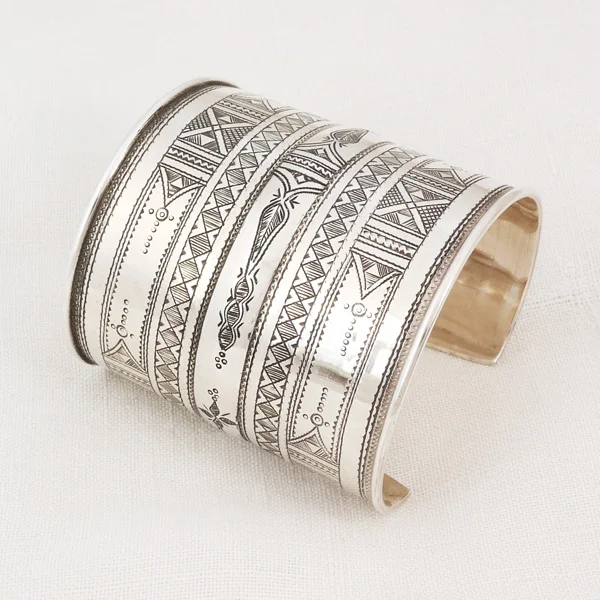 Very-Long-Silver-Cuff-1.jpg