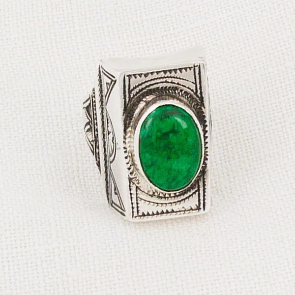 Maw-Sit-Sit-Jade-Ring-2.jpg