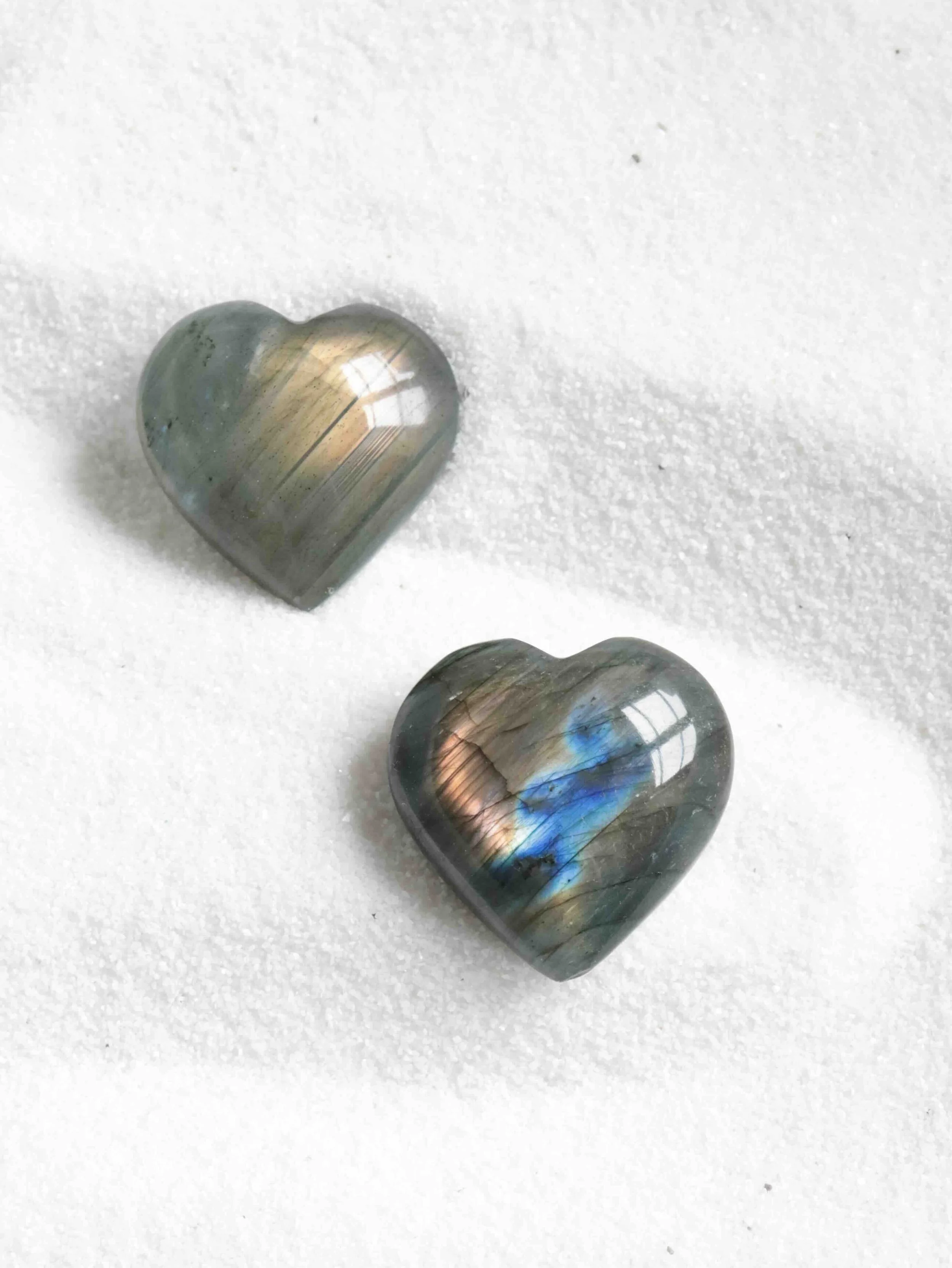 Cœur de poche en Labradorite - Se sentir protégé - SOLYA - Lithothérapie - Cristaux, Minéraux & Bonnes énergies - Uccle - Bruxelles - Pierre naturelle - Belgique