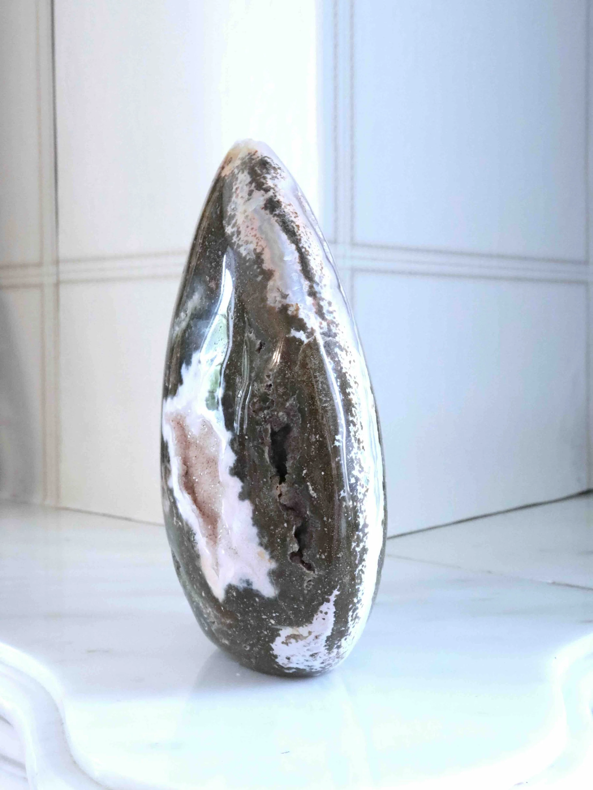 Grand dôme en Jaspe océan - Pierre pour la douceur & le lâcher prise - SOLYA - Eshop de lithothérapie - Magasin de pierres éthiques & naturelles en Belgique - Bijoux, cristaux & minéraux