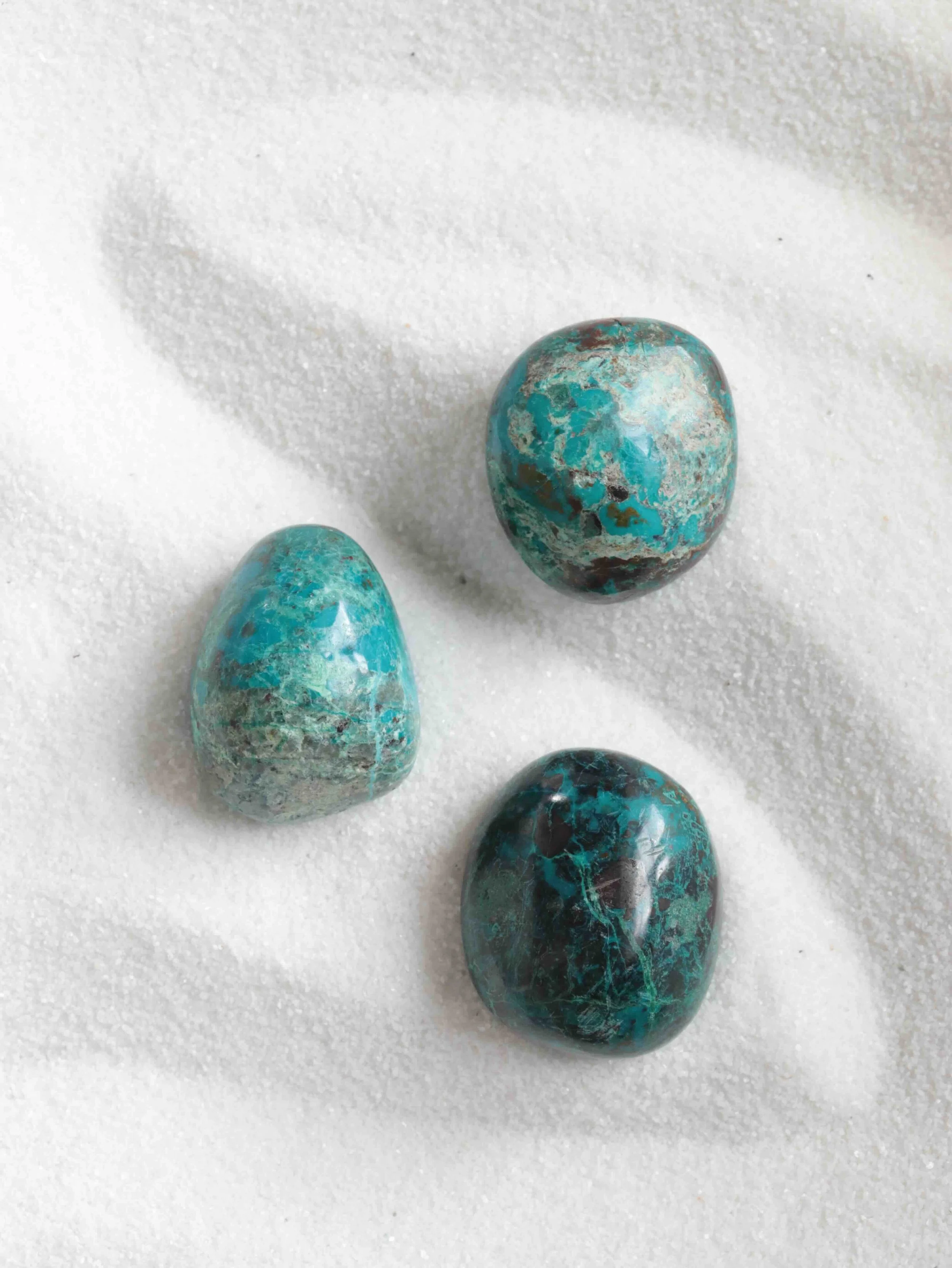 Chrysocolle - Pierre pour favoriser la tranquillité - SOLYA - Boutique de bijoux, cristaux & minéraux en Belgique - Magasin de pierres éthiques & naturelles à Bruxelles - Lithothérapie