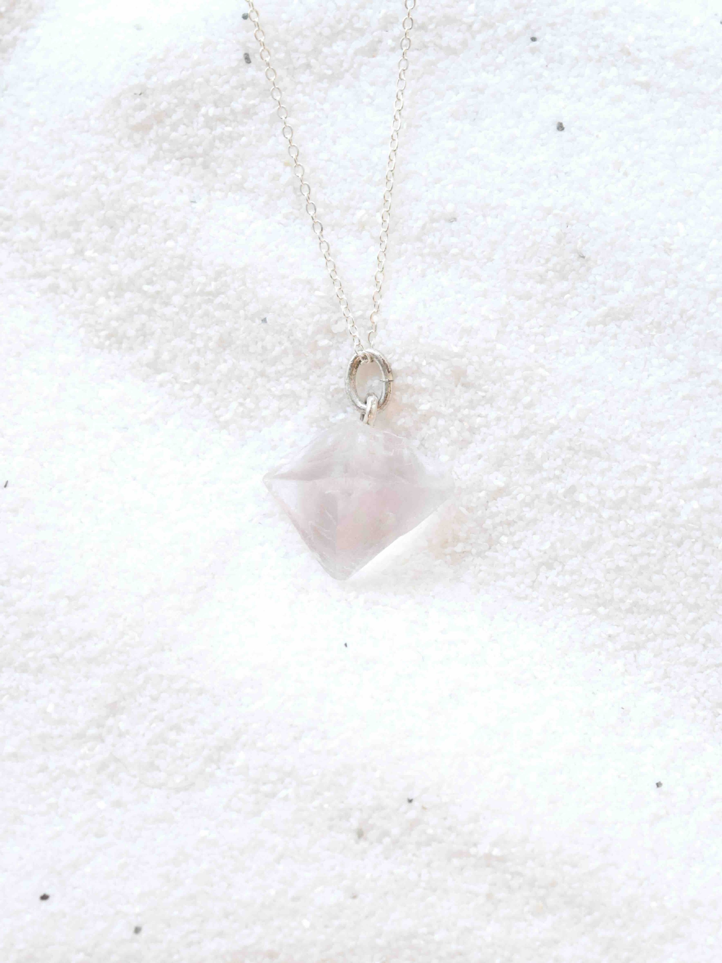 Pendentif Octaèdre de Fluorite - Reconnection à son savoir & détente