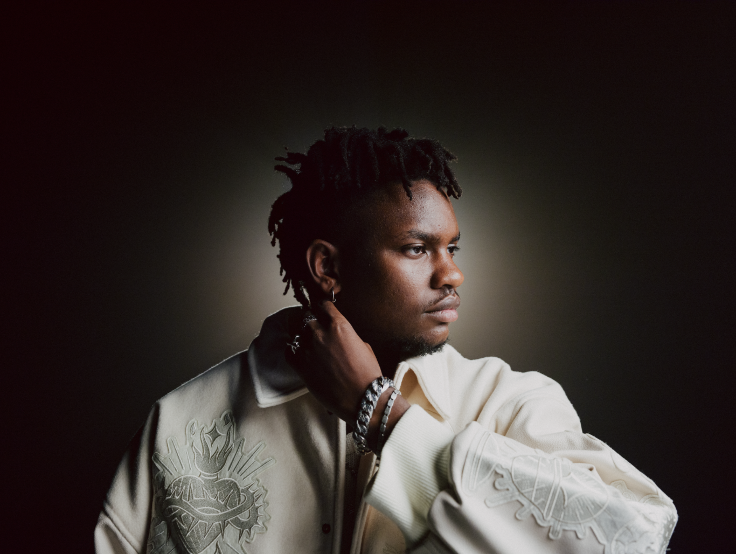 "Victor Ray Unveils 'World At My Feet' EP"