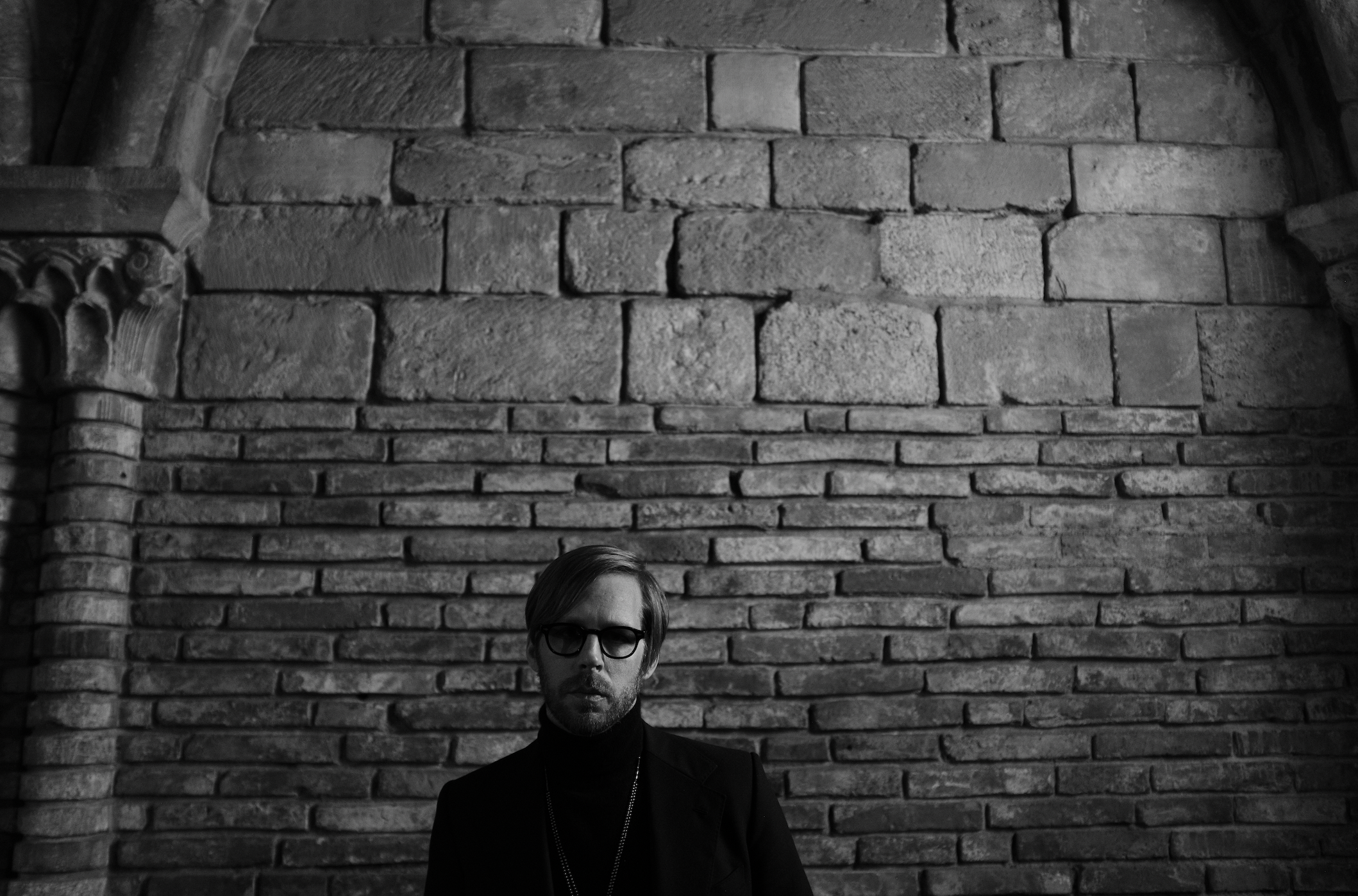"Adam Lytle Unveils Captivating New Single 'Sister Wave'"