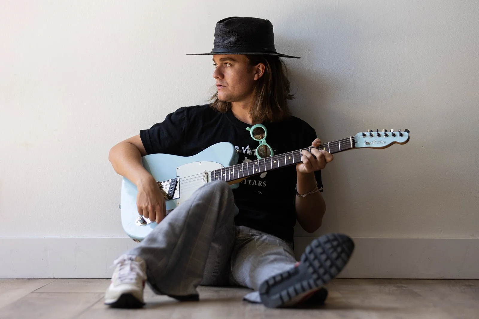 **Robin Taylor Zander Releases New Single "Nobody's Home"**