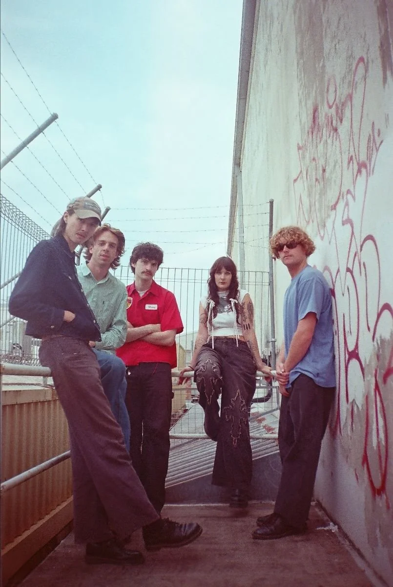"Media Puzzle Unveils New Single 'Knowledge'"
