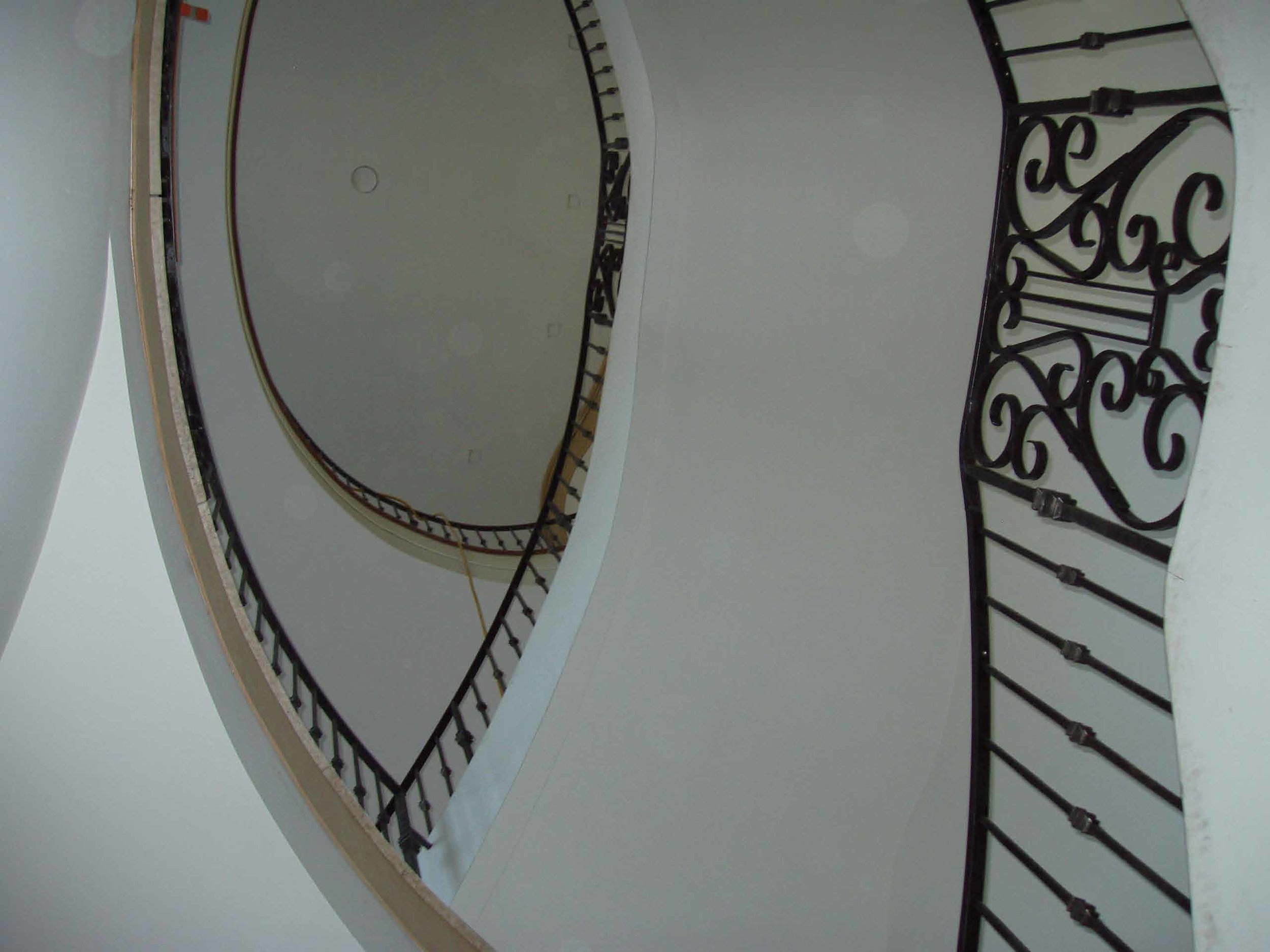 elliptical staircase rail