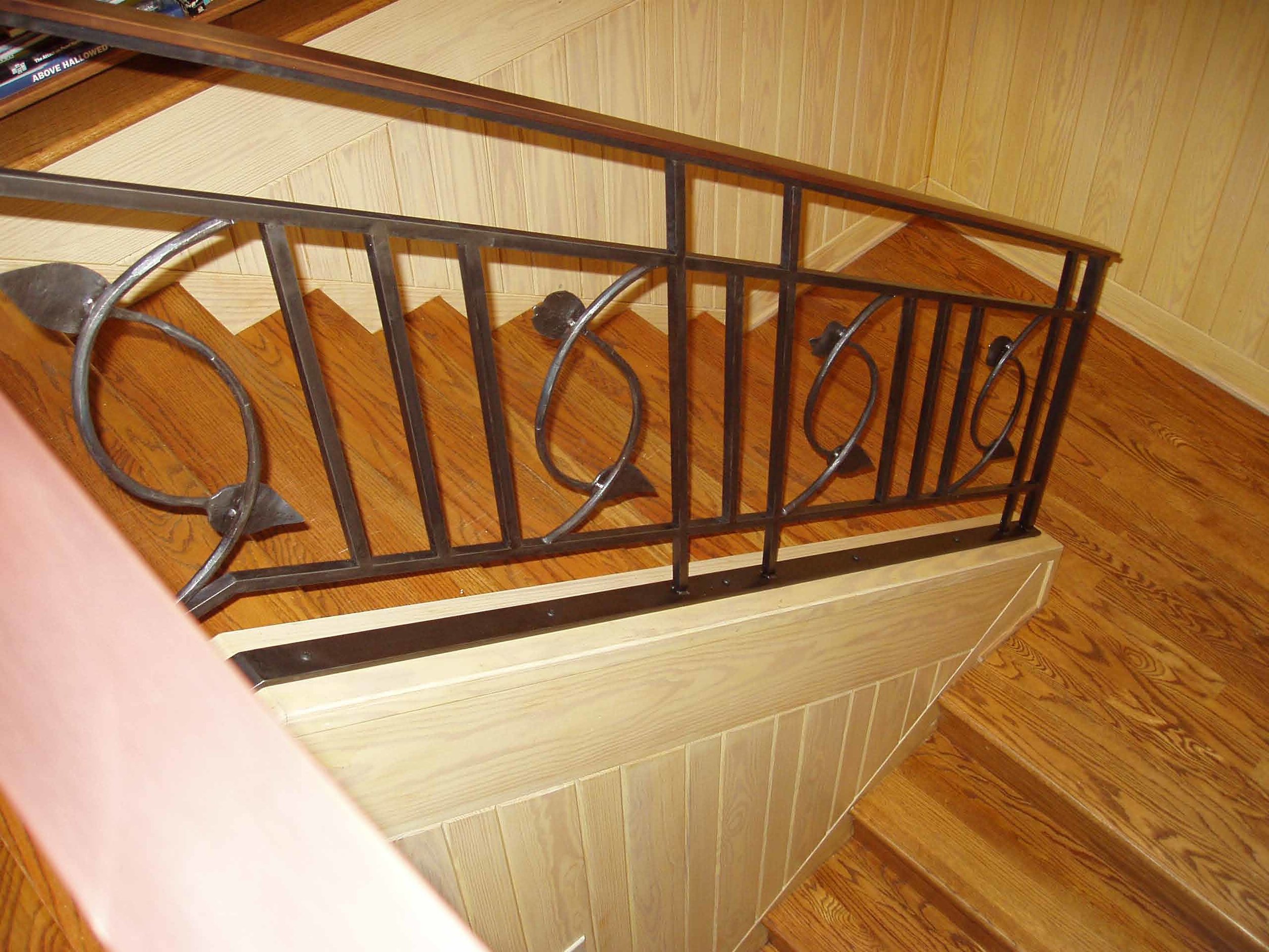 stair rail to the modern landing
